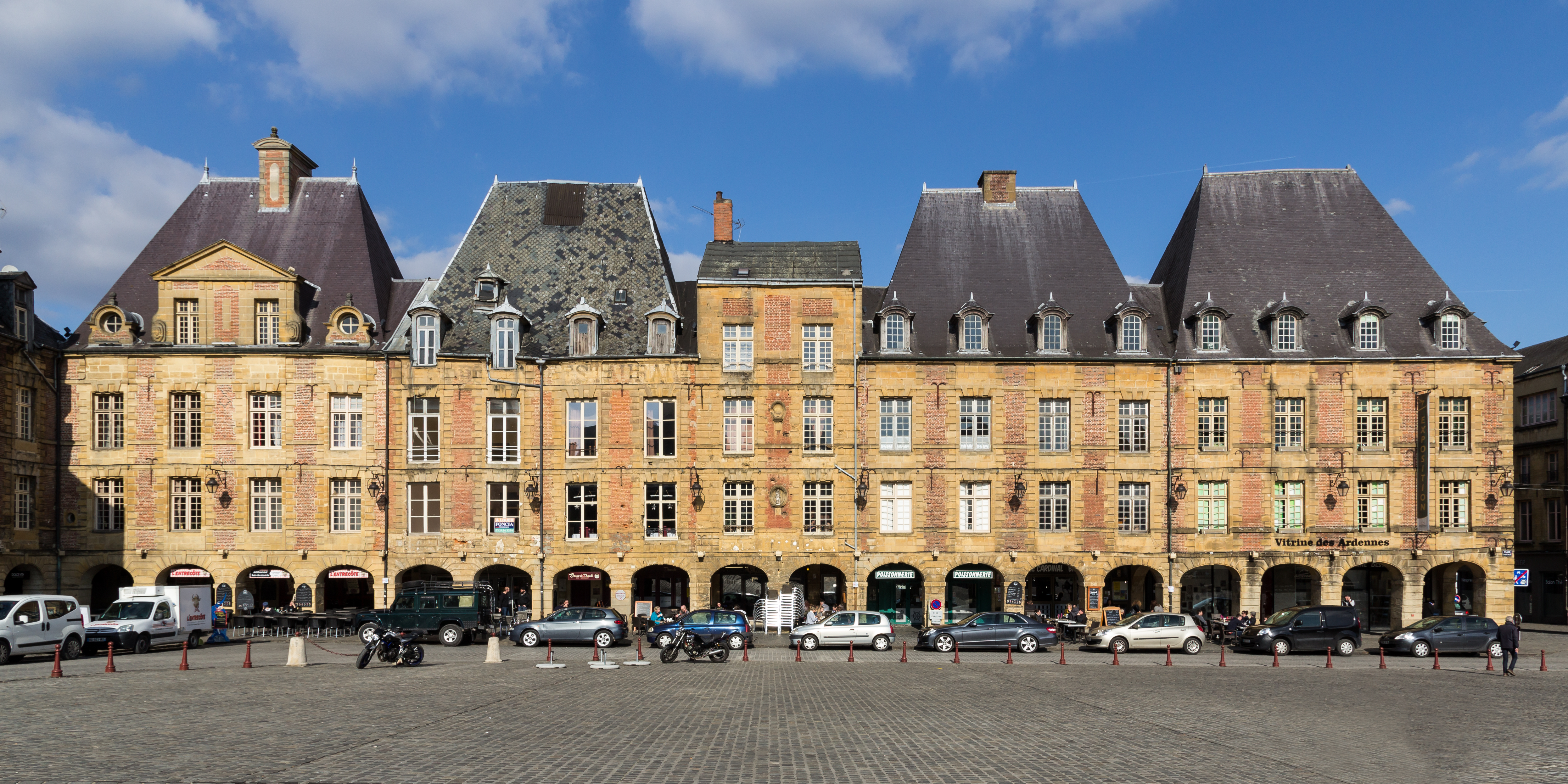 Charleville-Mézières, Place Ducale -- 2017 -- 4865