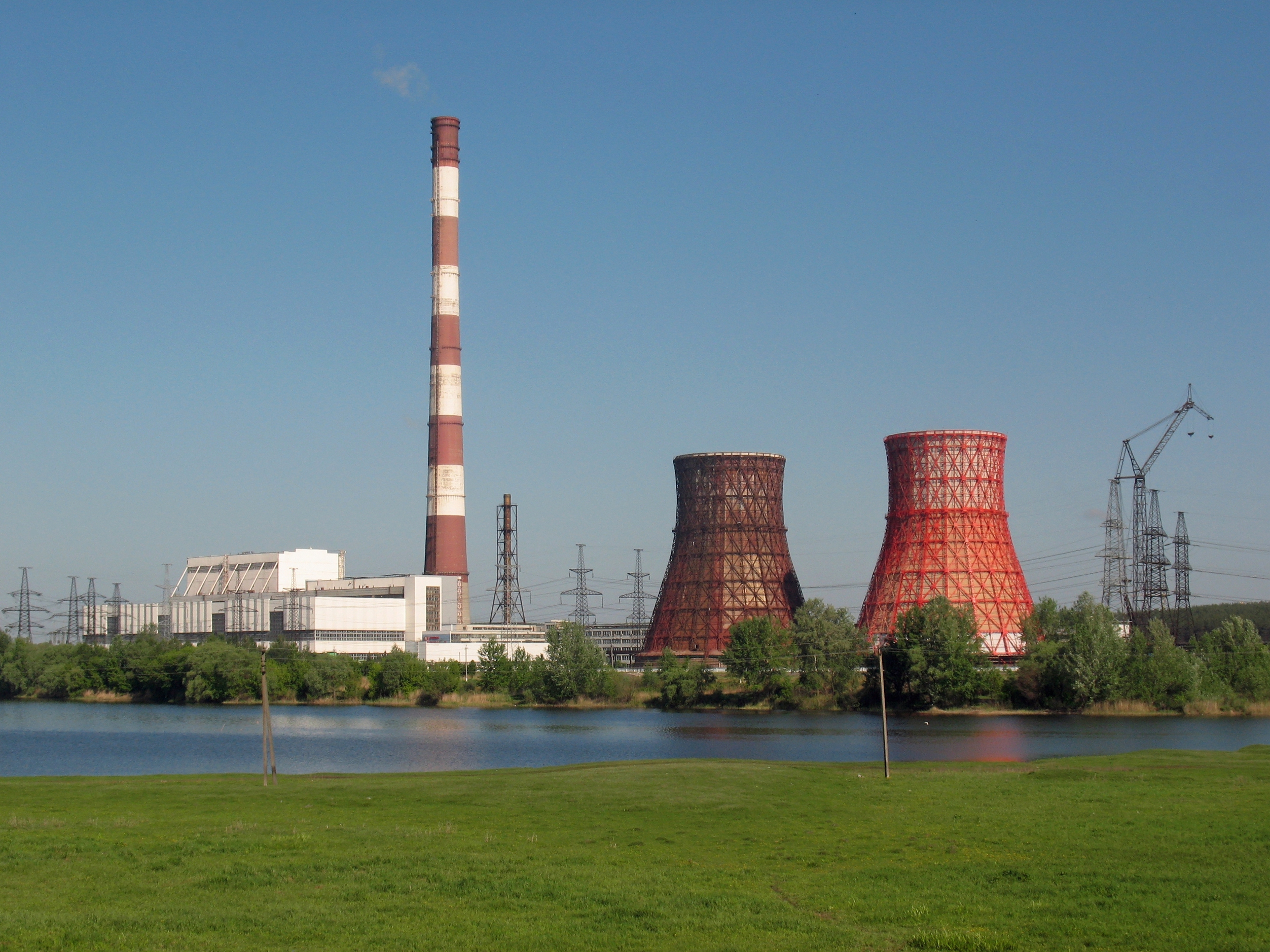 Chimney and two hiperboloide cooling towers on Kharkov-CN