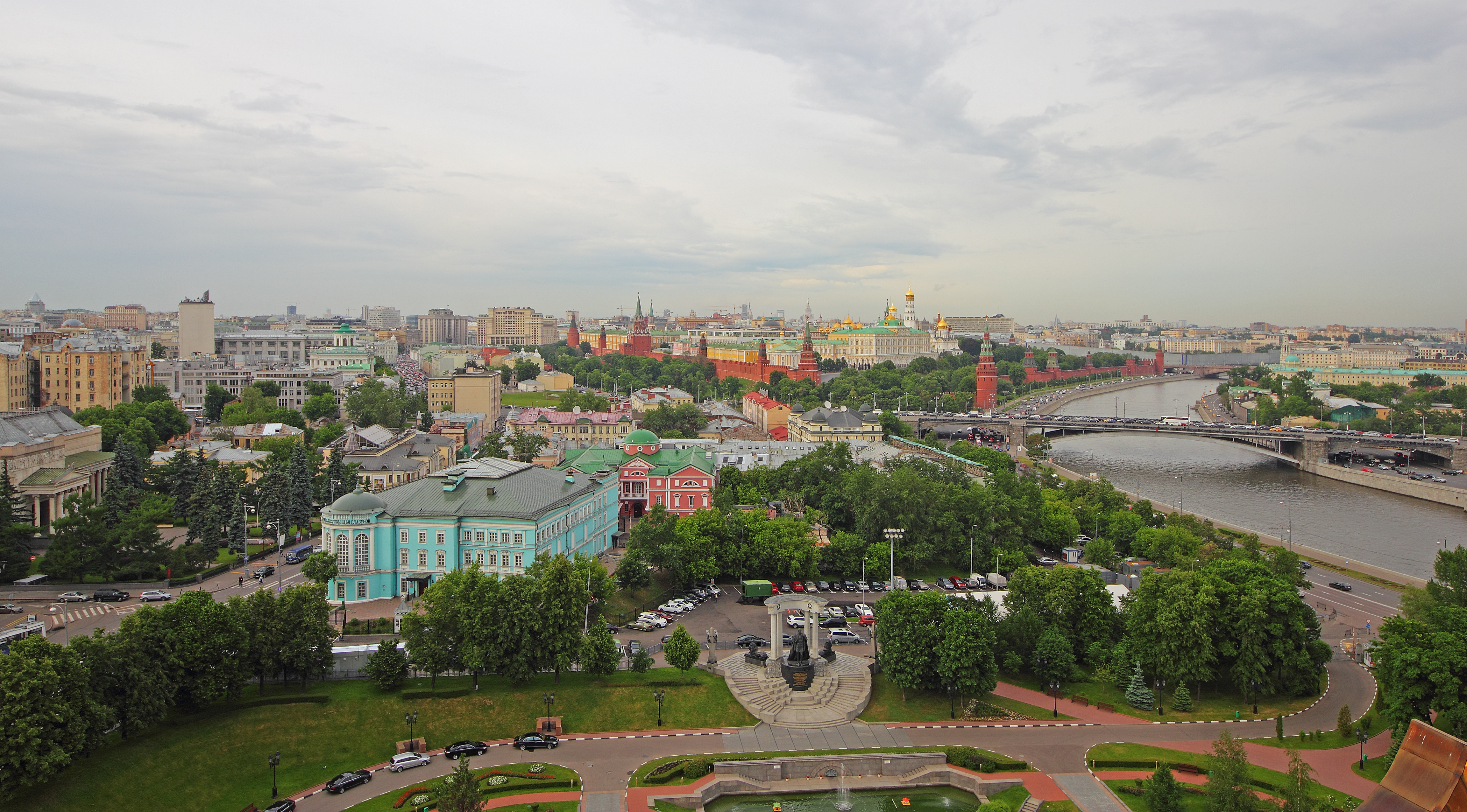 ChristSaviourCathedral Views May 2012 12