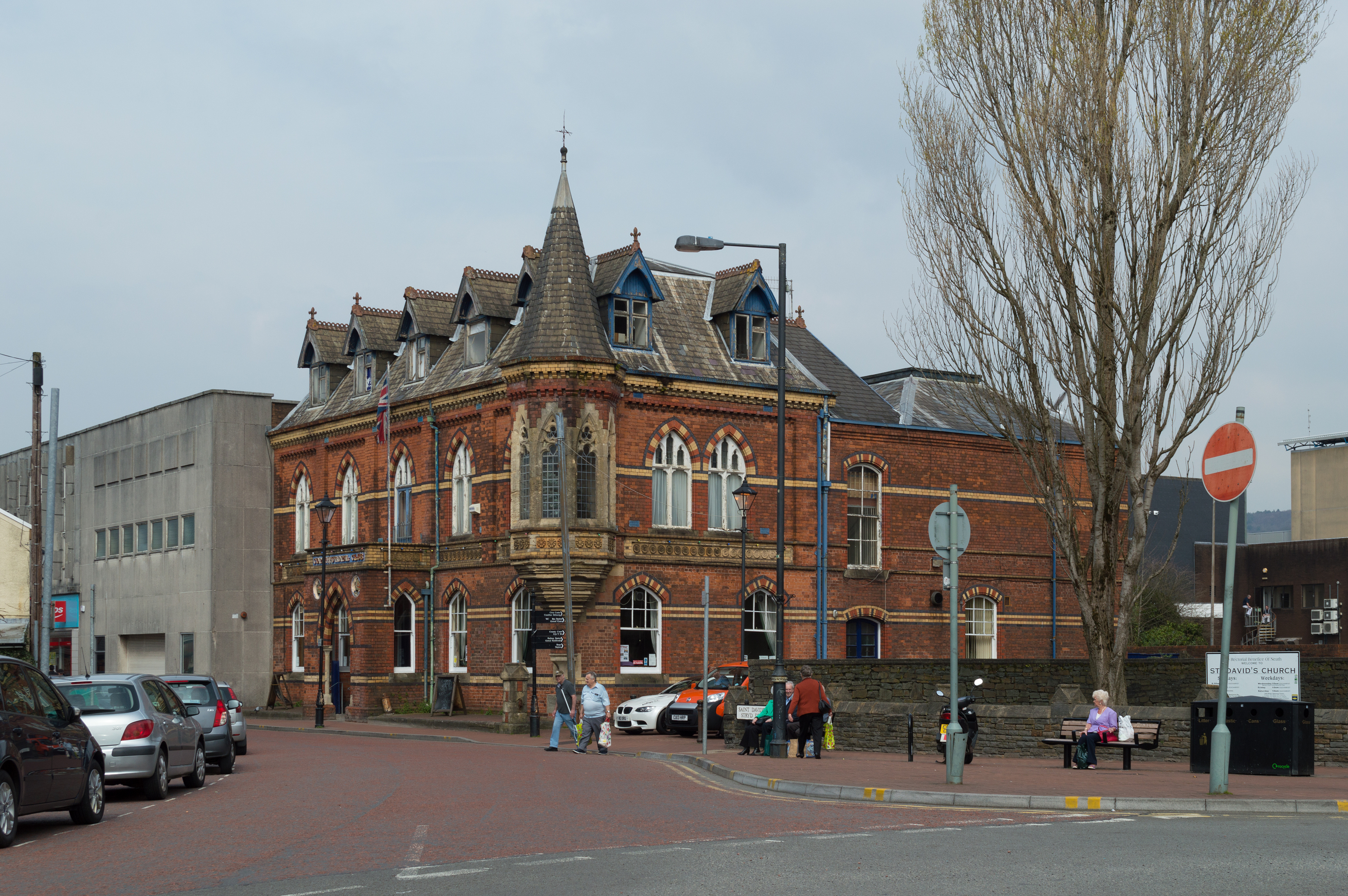 Constitutional Club, Neath