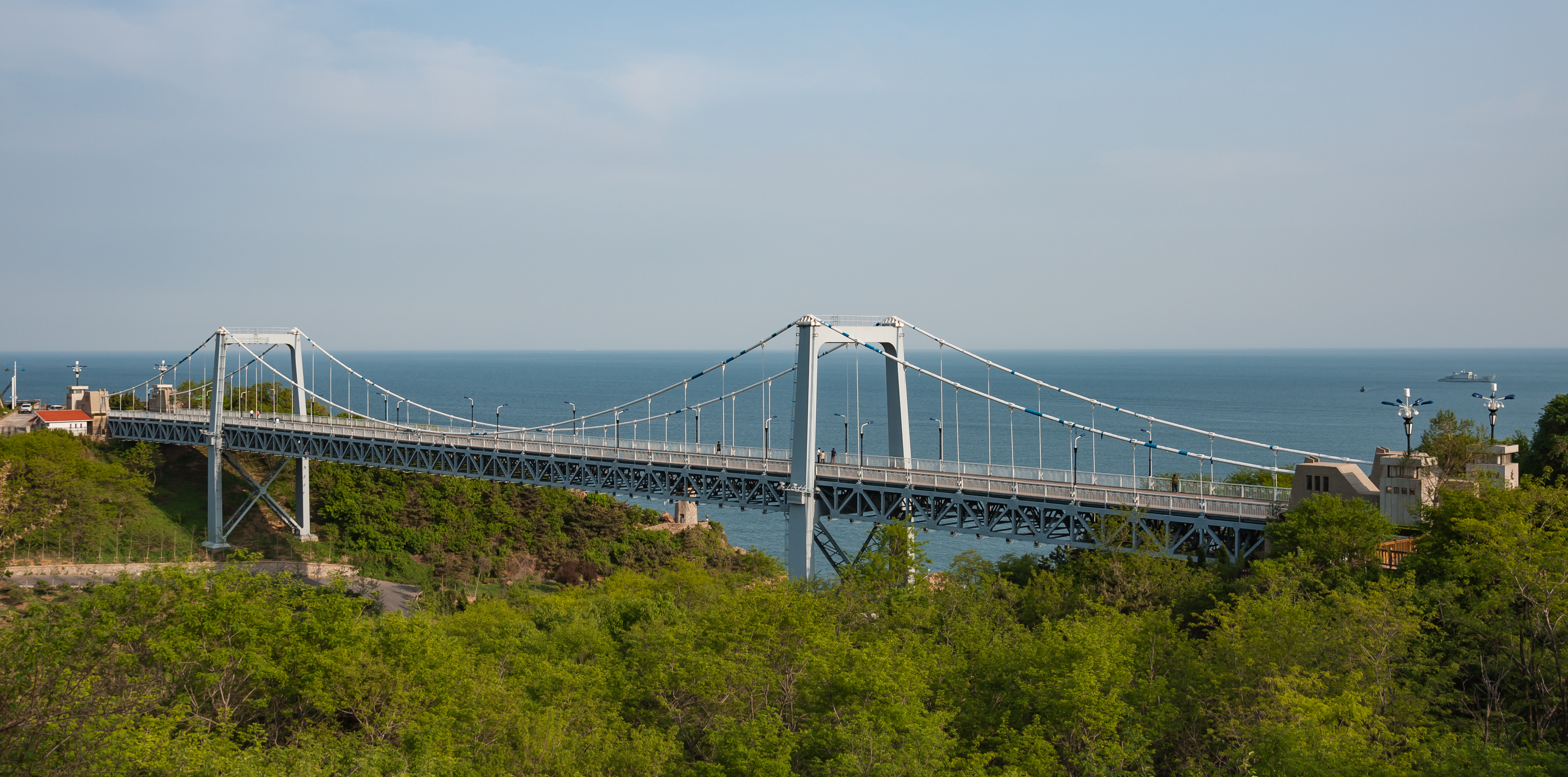 Dalian Liaoning China Beida-Suspension-Bridge-01