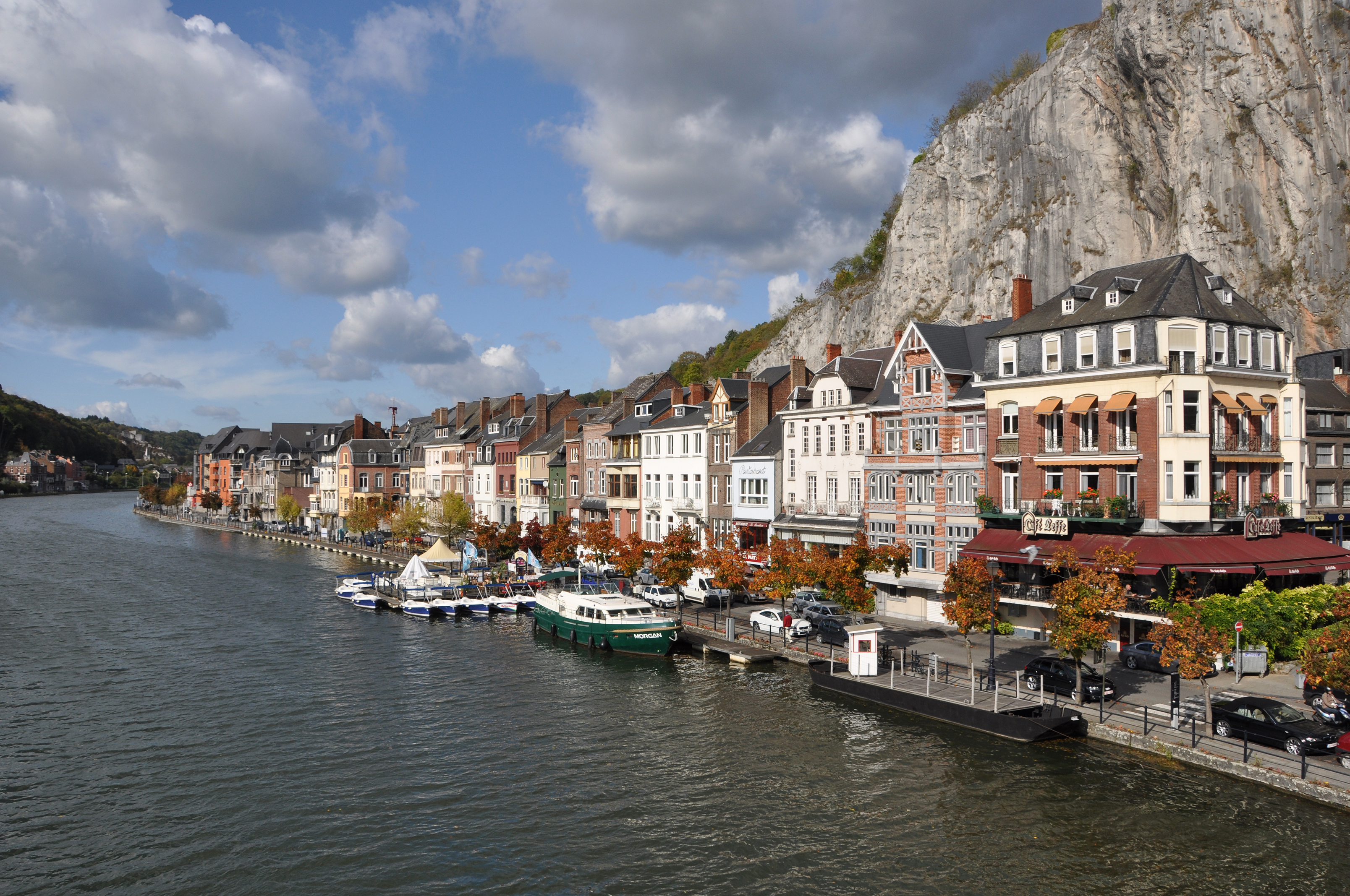 Dinant Meuse R01