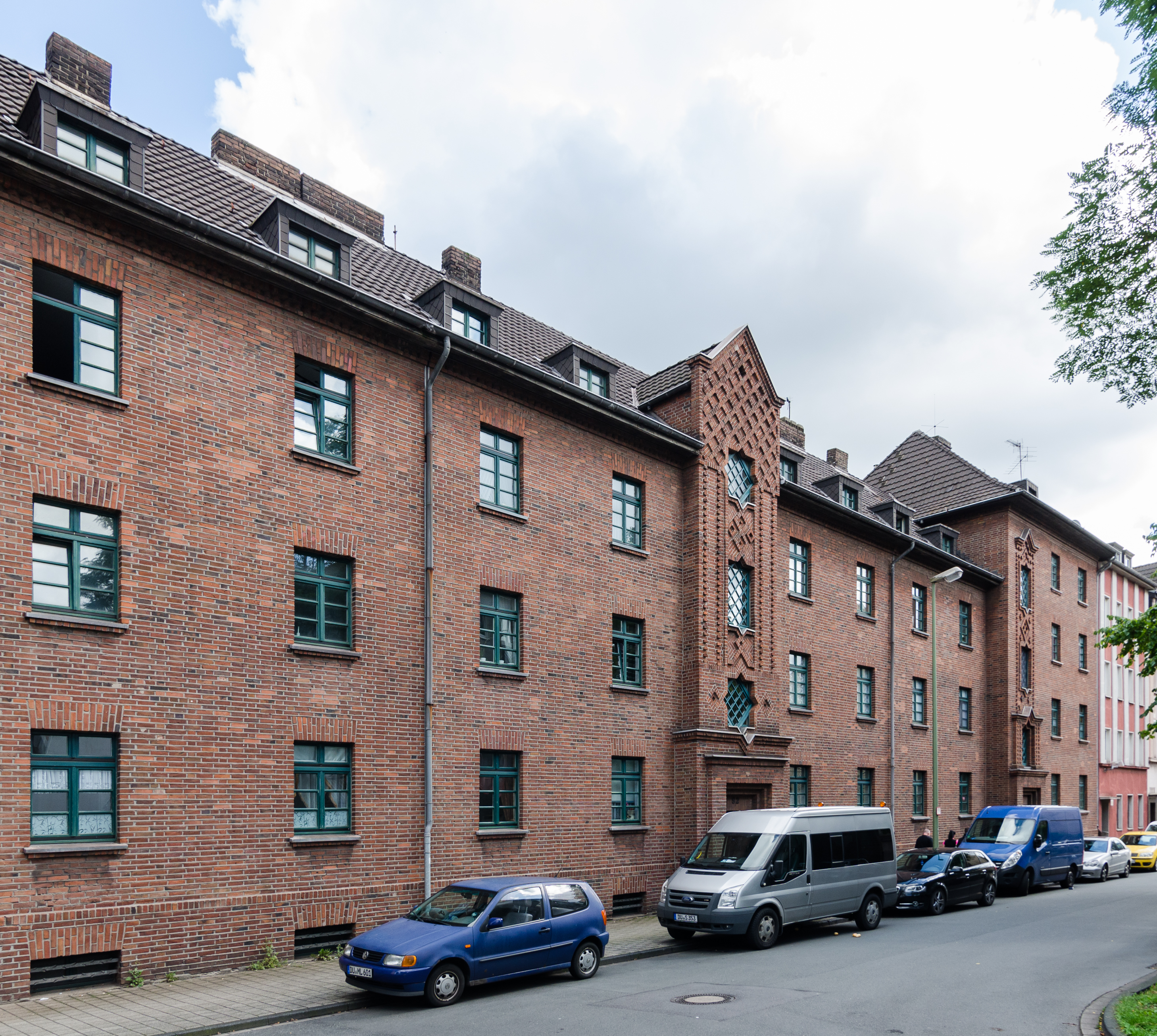 Duisburg, Marxloh, Roonstraße 90-94, 2017-09 CN-02