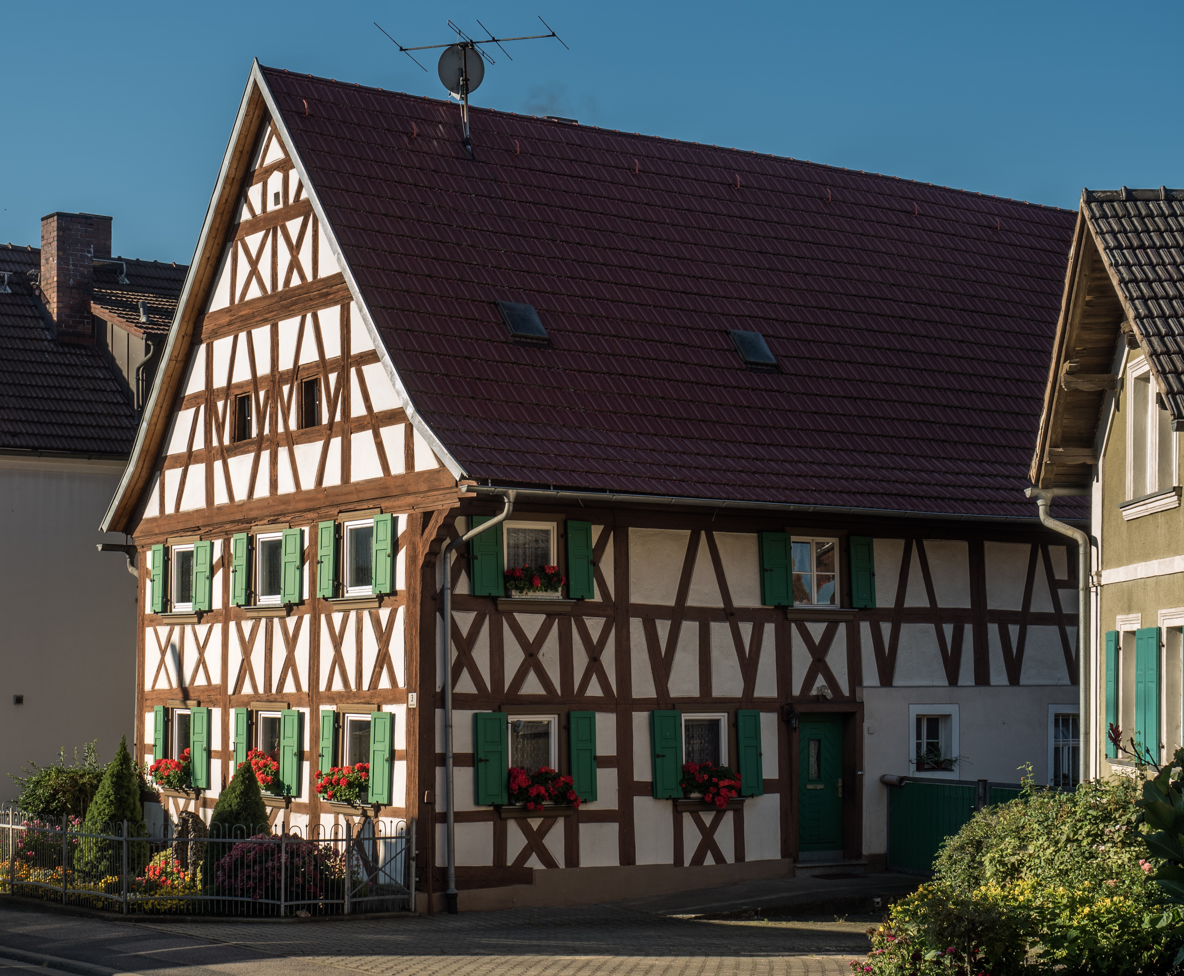 Ebing-Haus-8247007-PS
