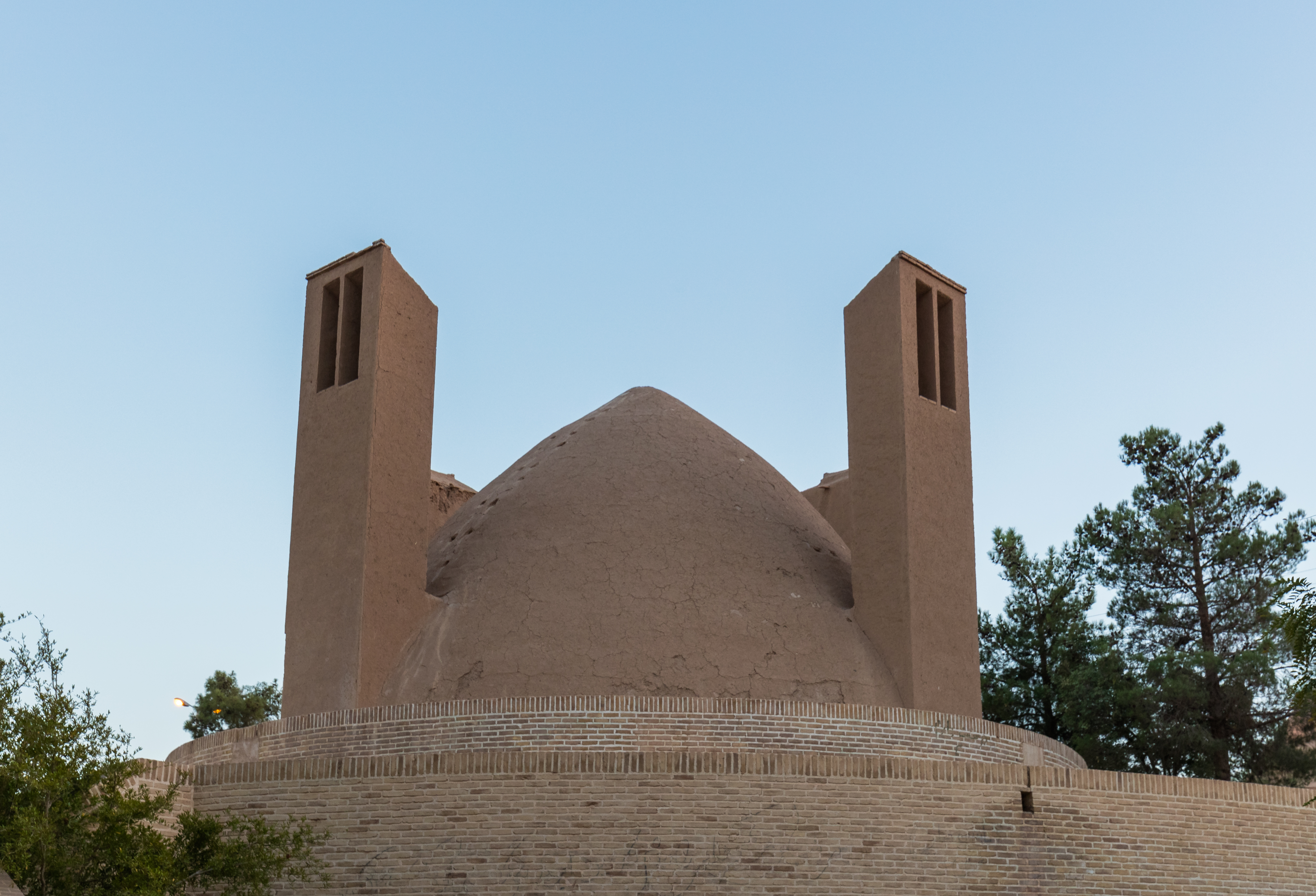Edificio en Meybod, Irán, 2016-09-20, DD 33