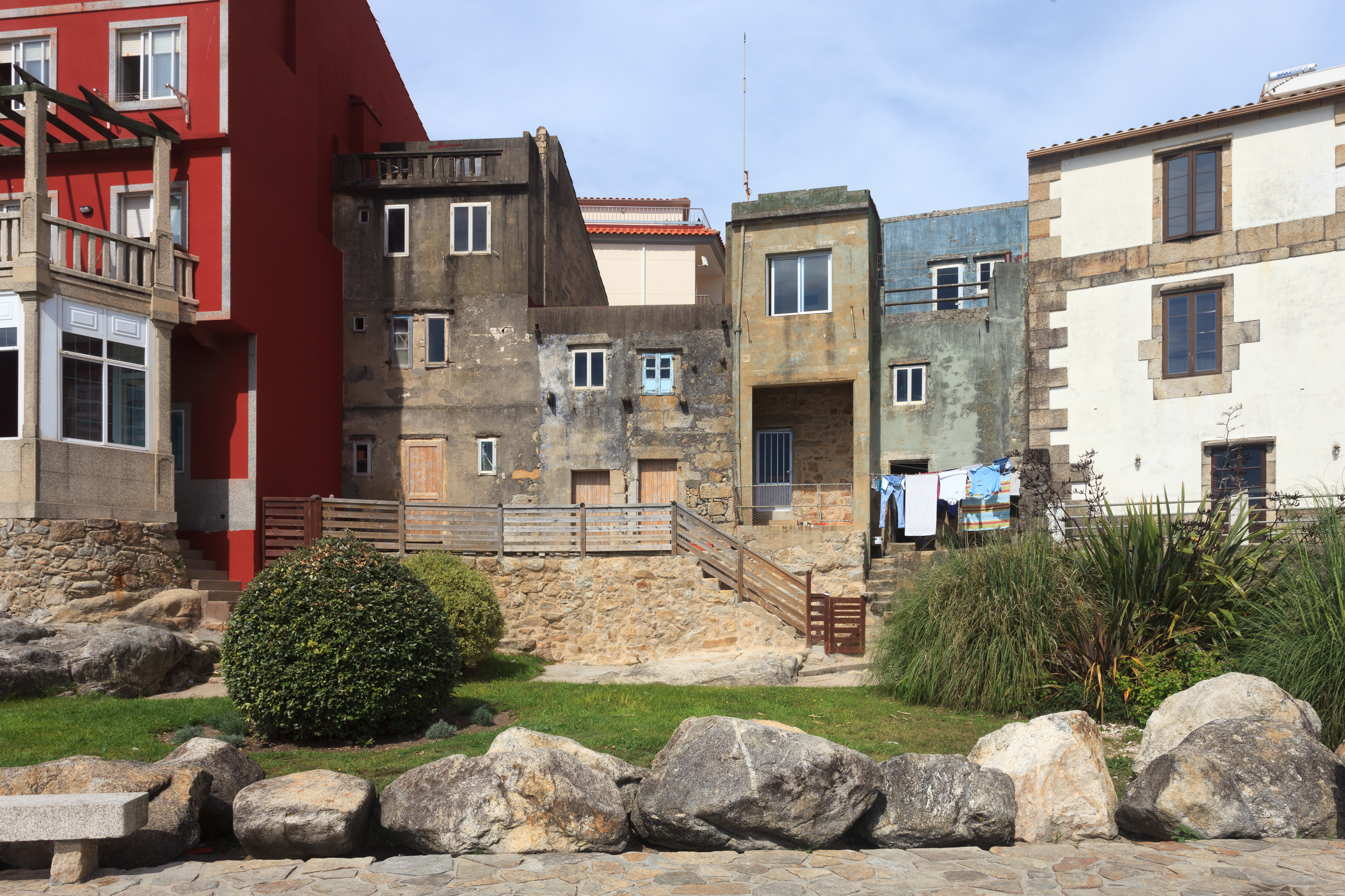 Edificio vello na Guarda. Galiza G60