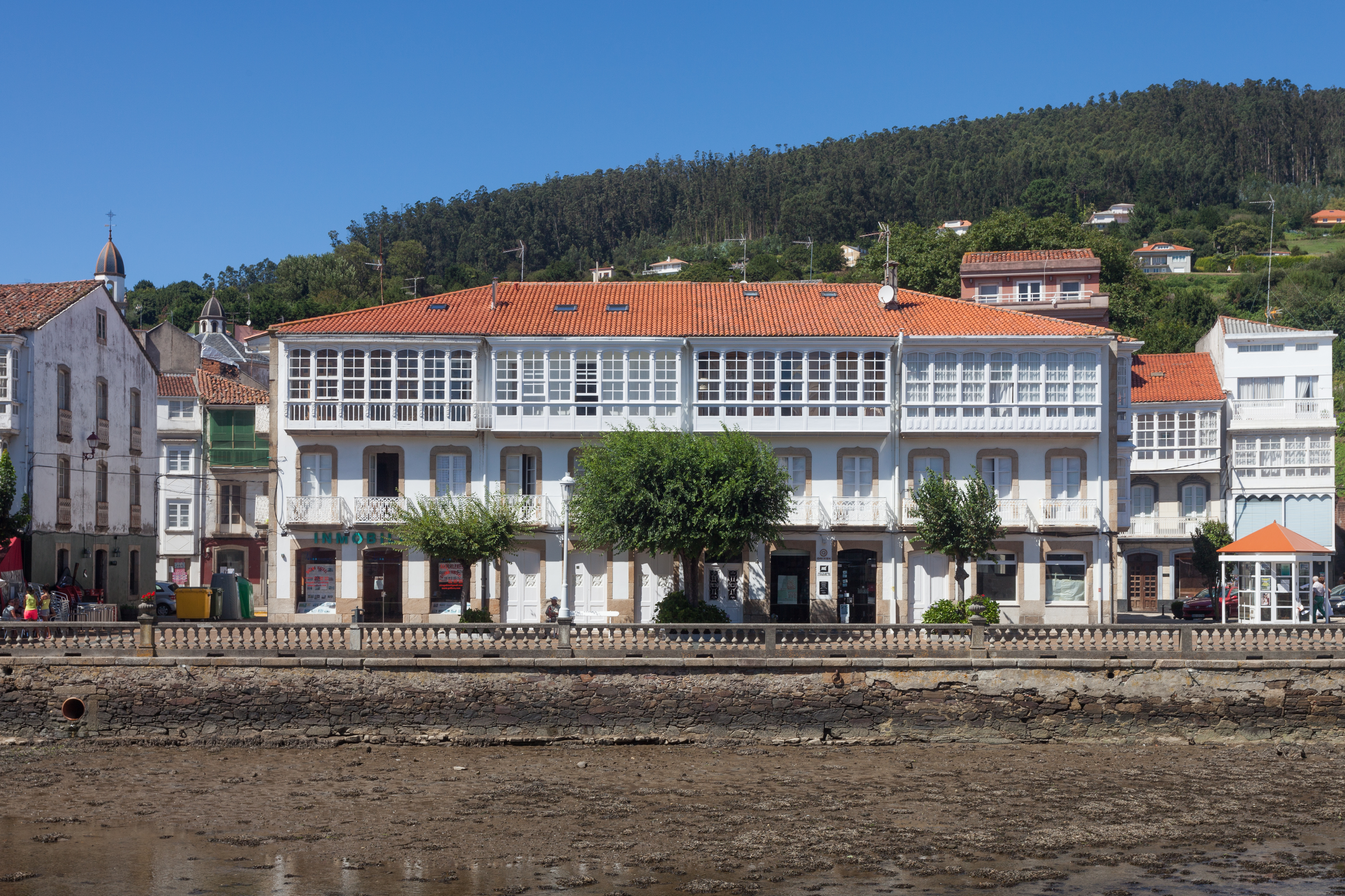 Edificios residenciais. Cedeira. C41