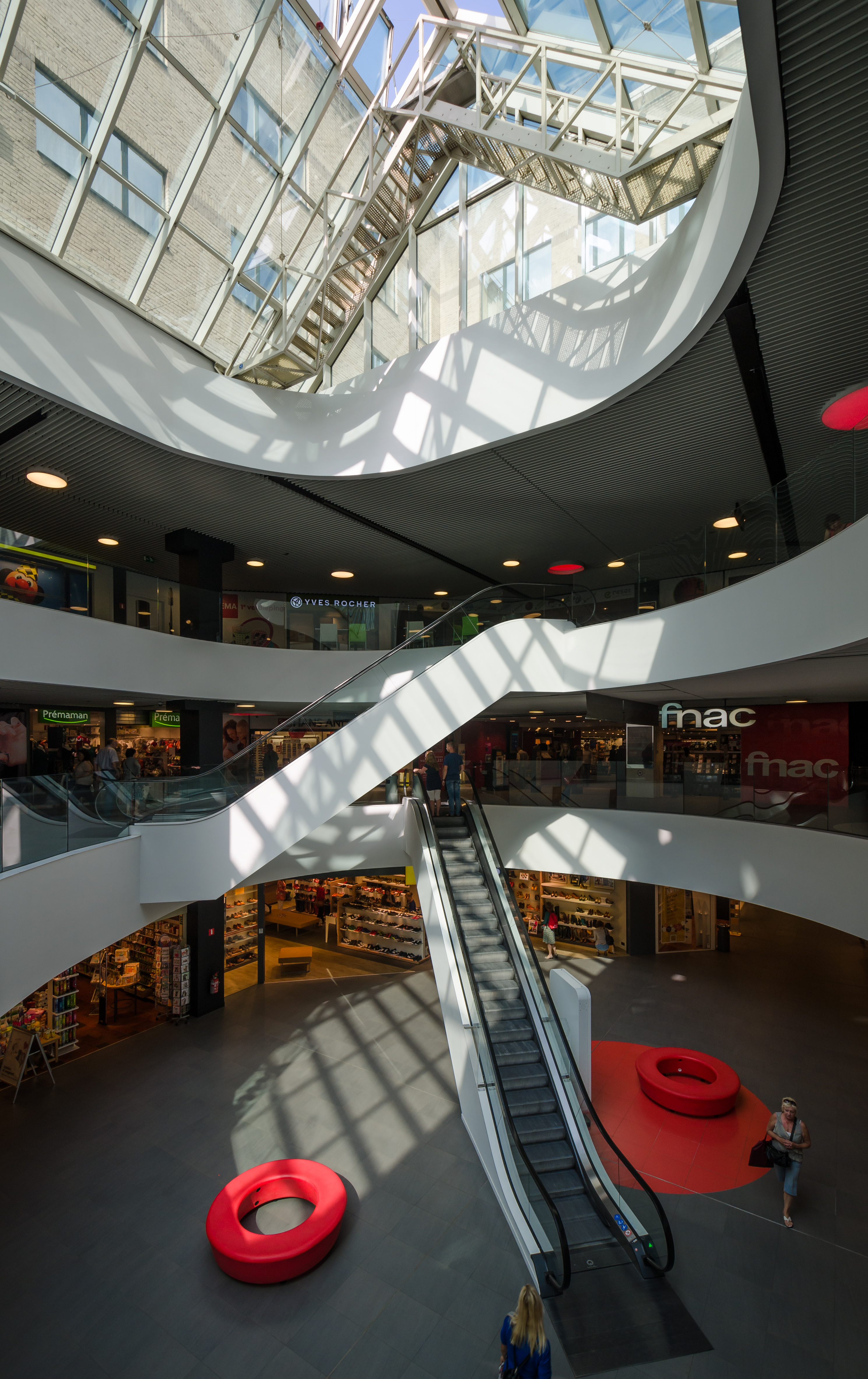 Einkaufszentrum-Grand-Bazar-Innen-Antwerp-2012