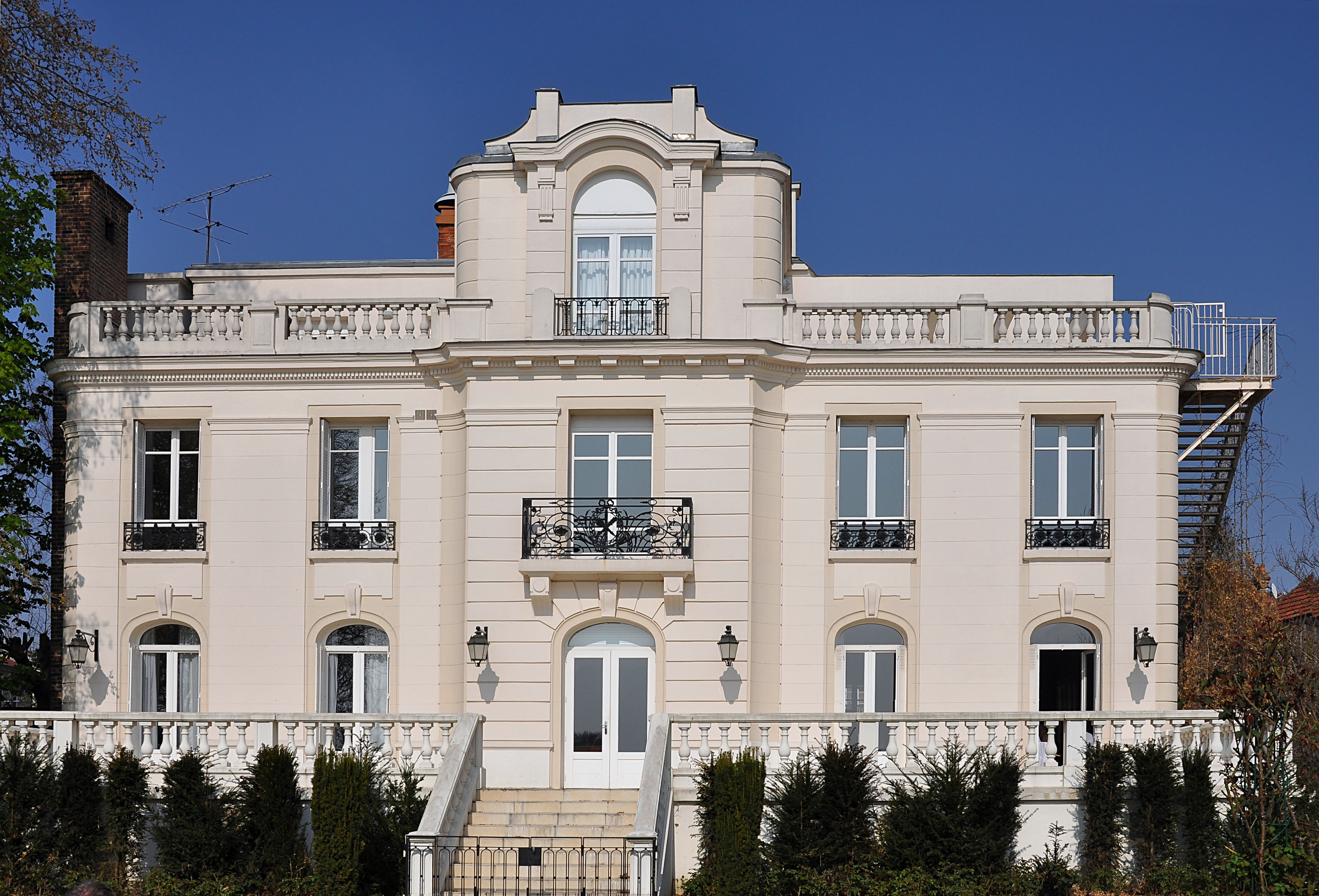 Enghien-les-Bains Villa du Lac 002
