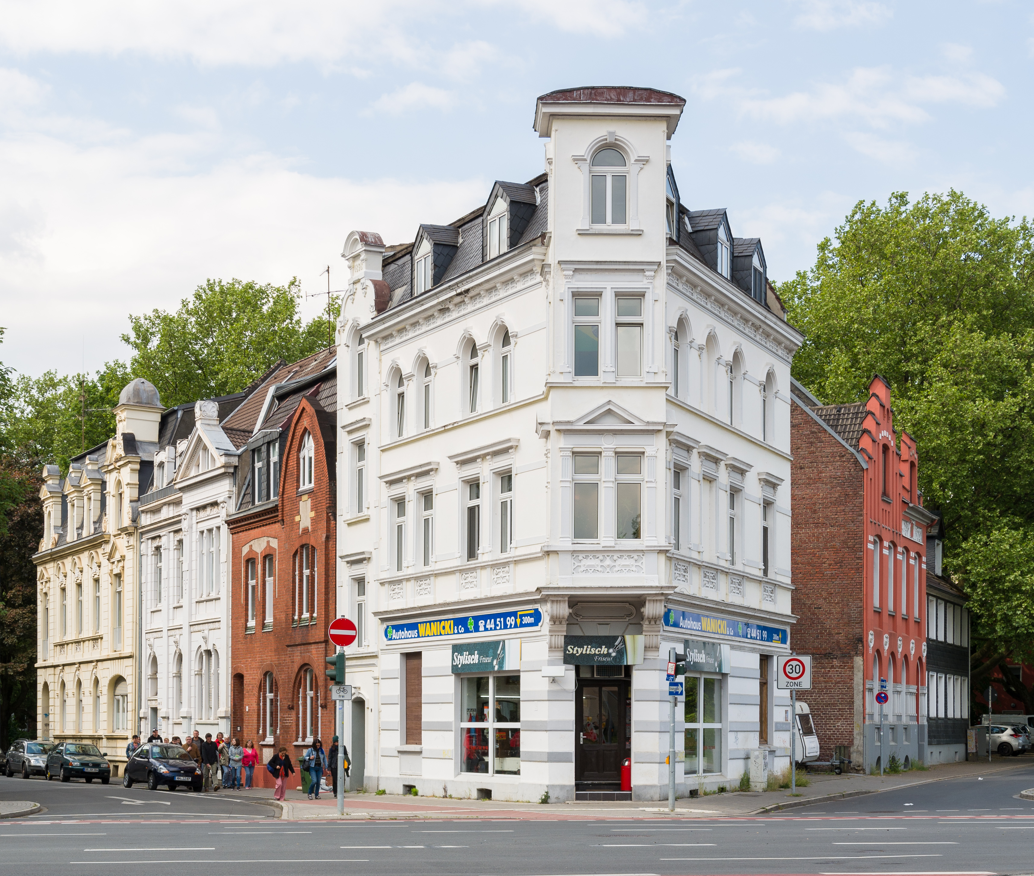 Ensemble-Auerstraße-Georgstraße-Mülheim-2015