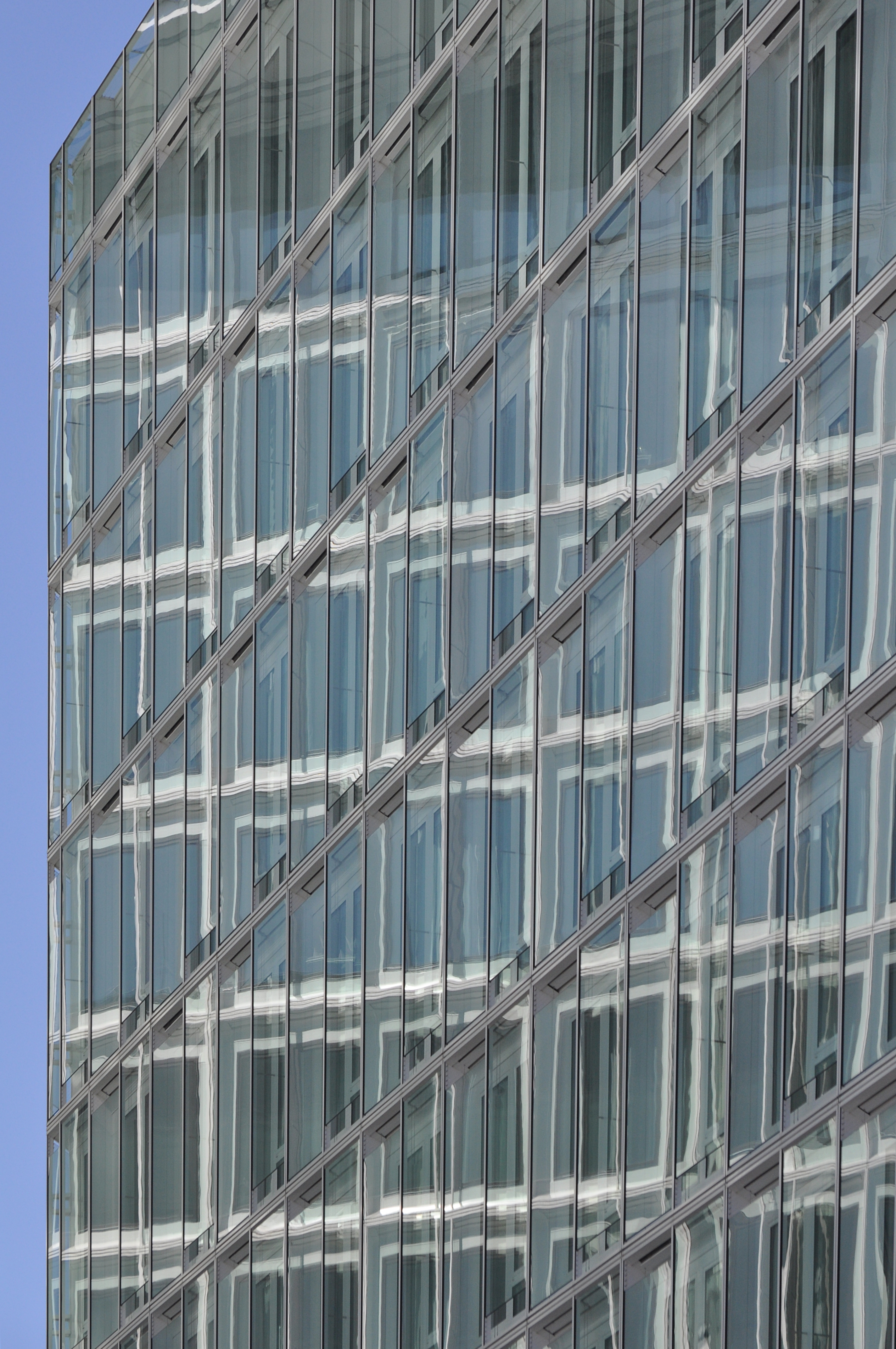 Ericusspitze (Hamburg-HafenCity).Spiegelung.ajb