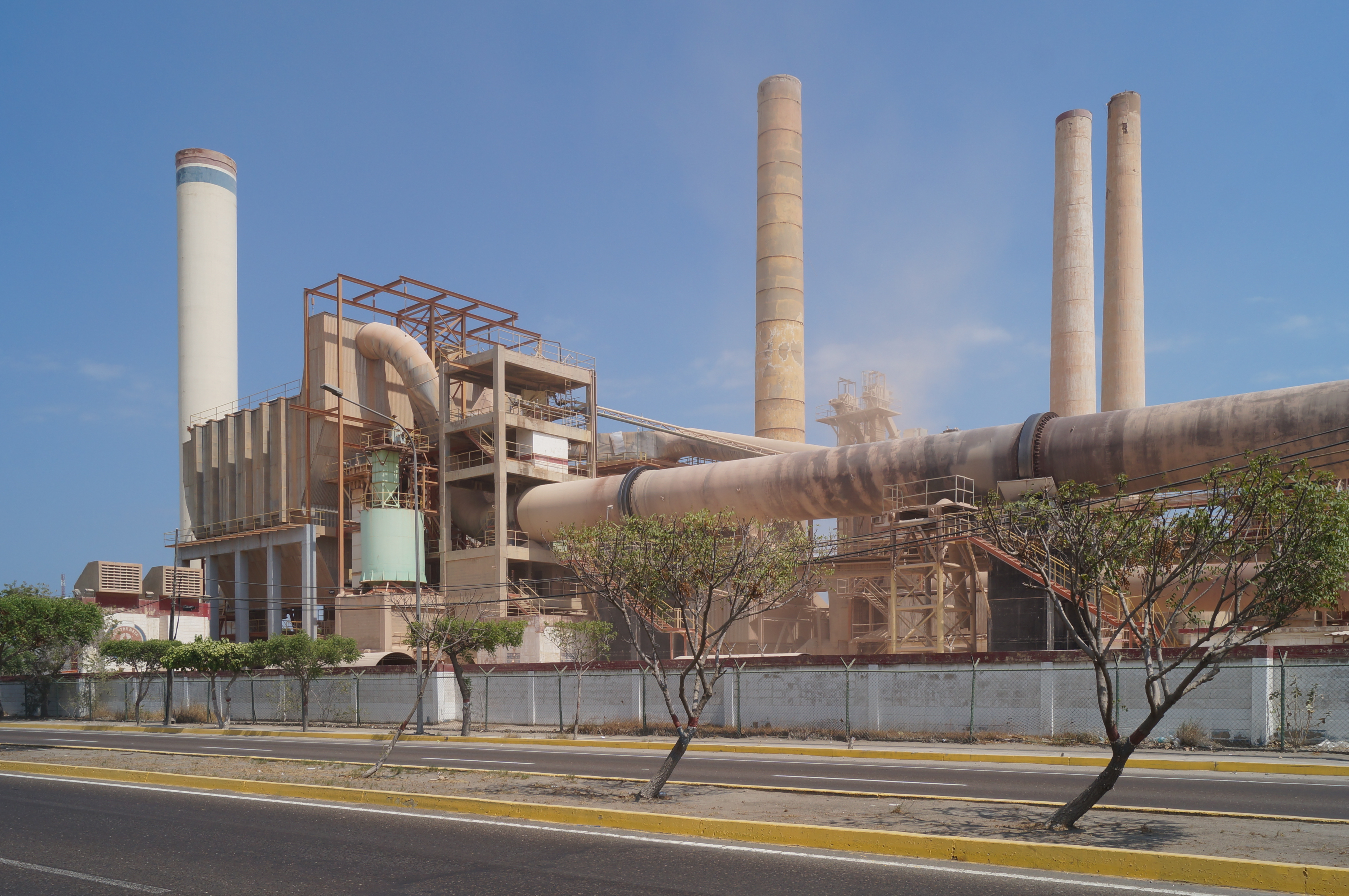Fabrica de cementos de Venezuela II