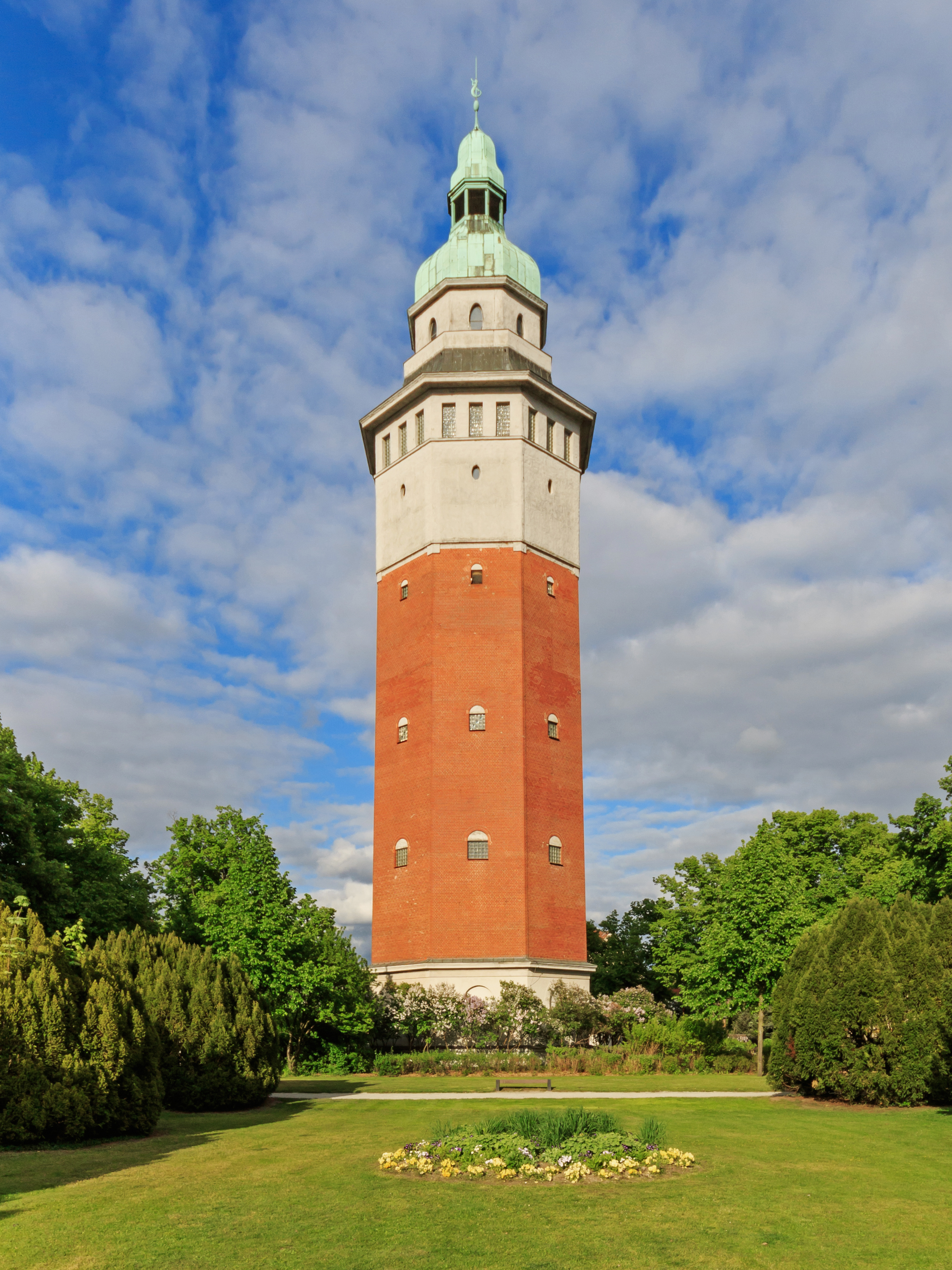 Finsterwalde May2015 img4 Wasserturm