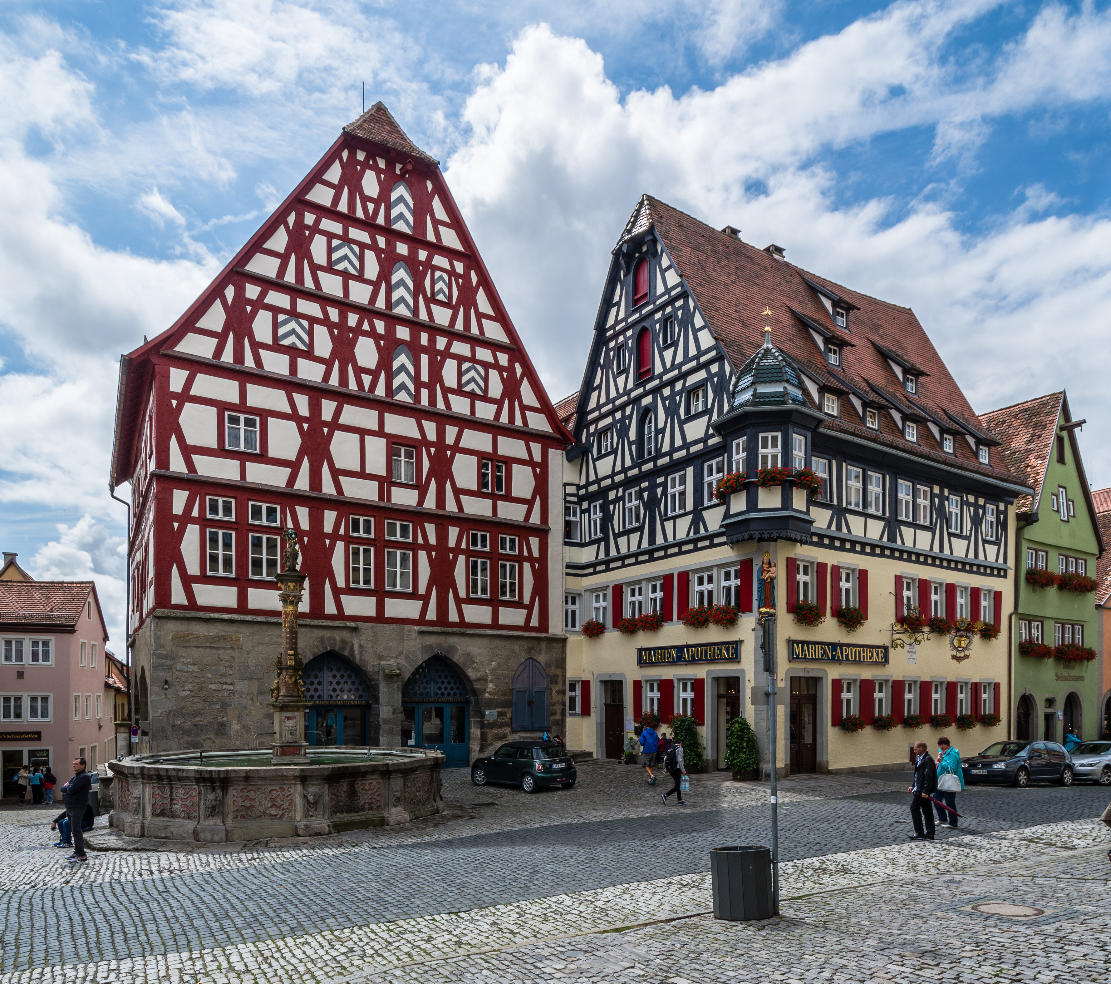 Fleischhaus Brunnen Marien Apotheke Rothenburg 2014