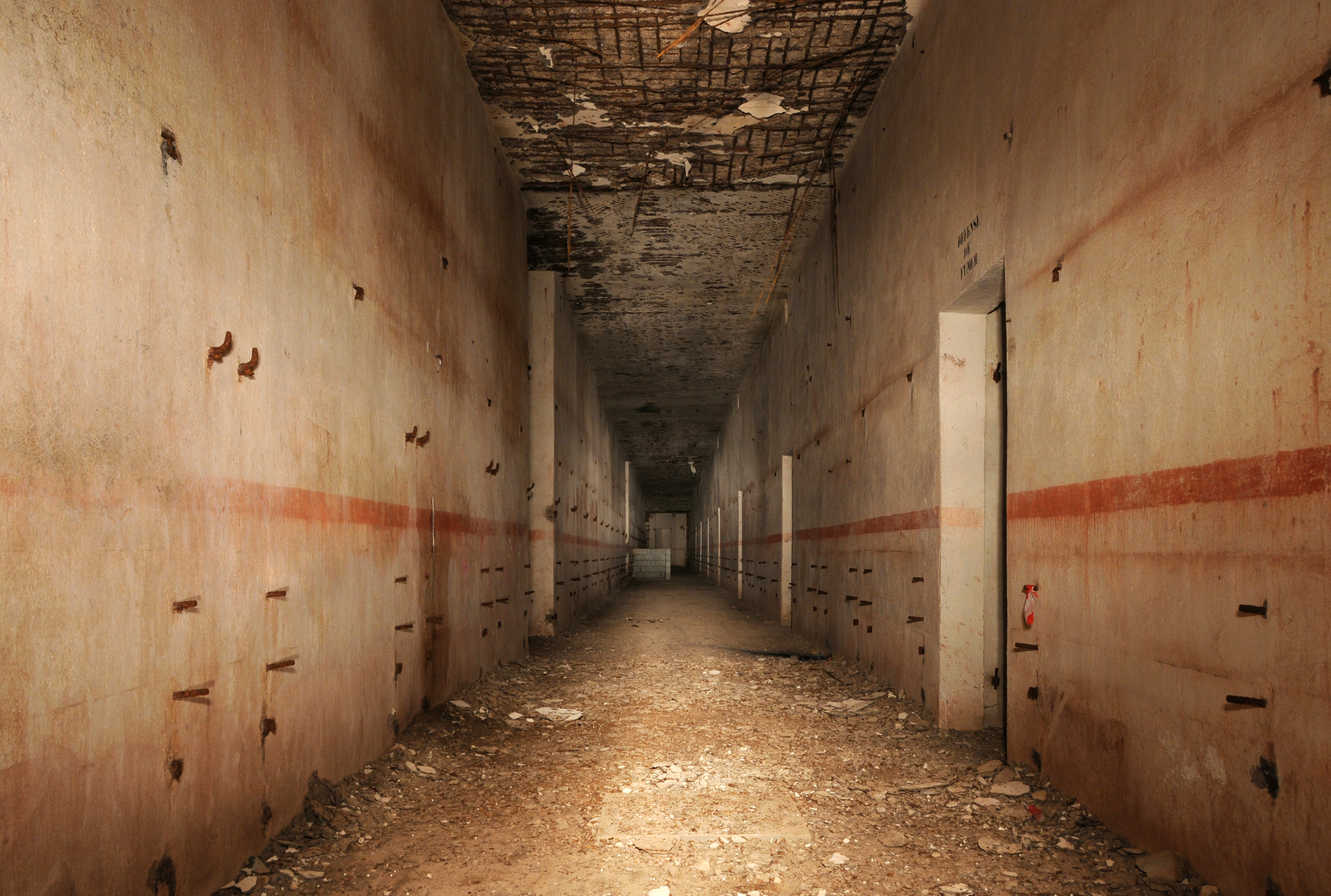 Fort de Roppe - casernement betonne (1)