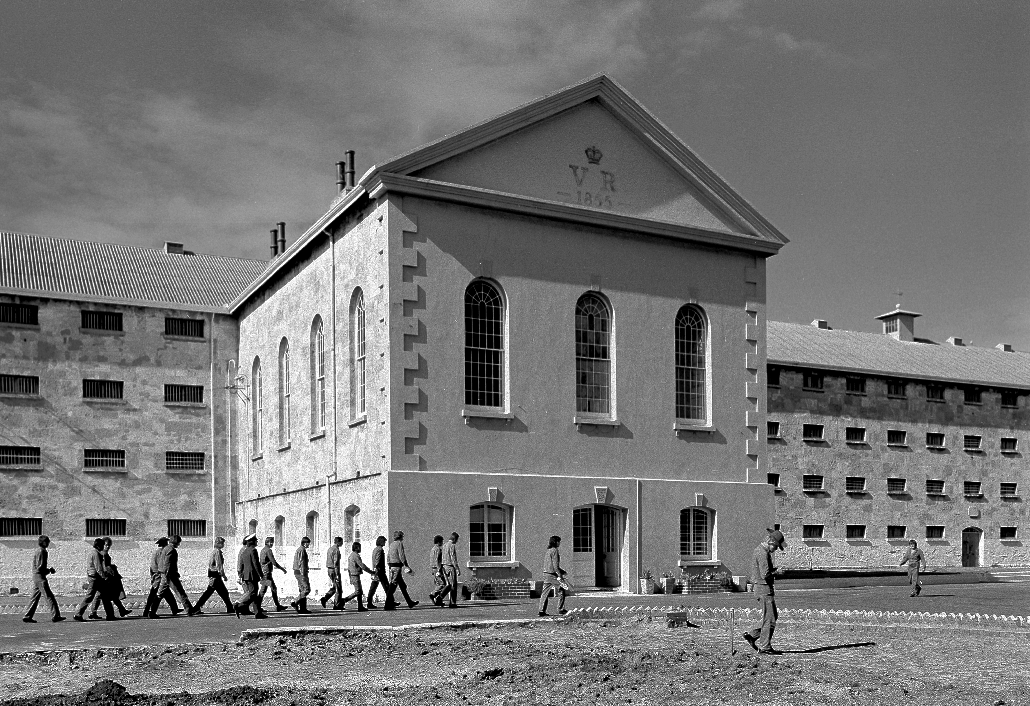 Fremantle Prison inmates and main front Iwel jpeg convert