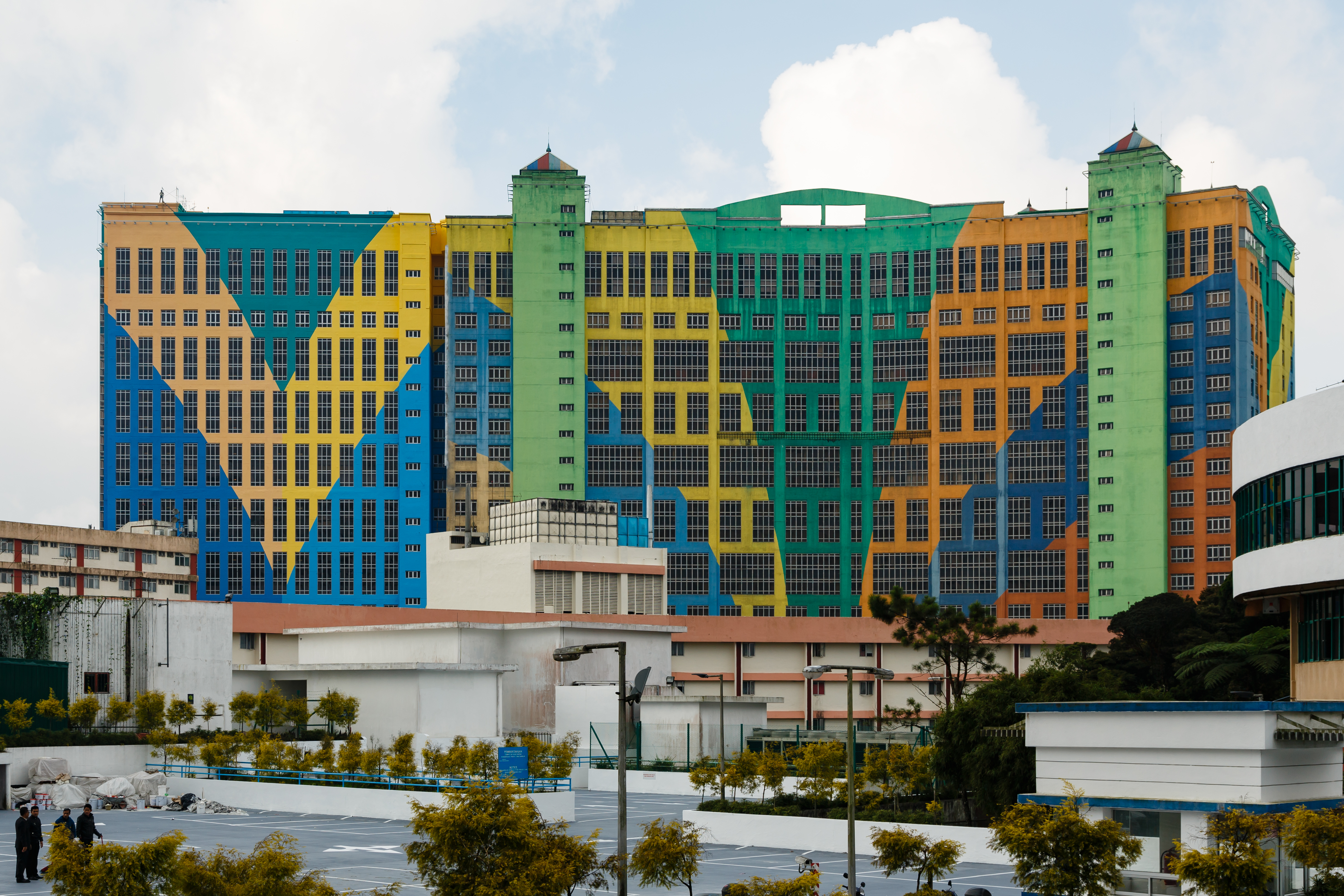 Genting-Highlands Malaysia First-World-Hotel-01
