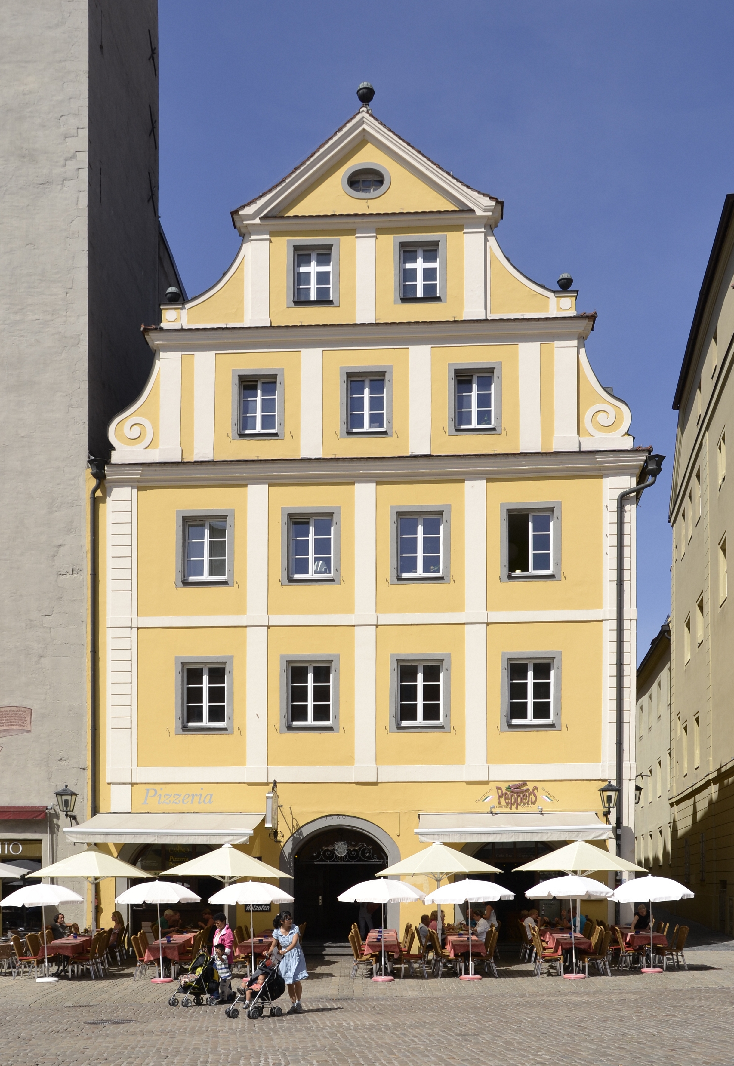 Haidplatz - Wohnhaus - Ensemble Altstadt