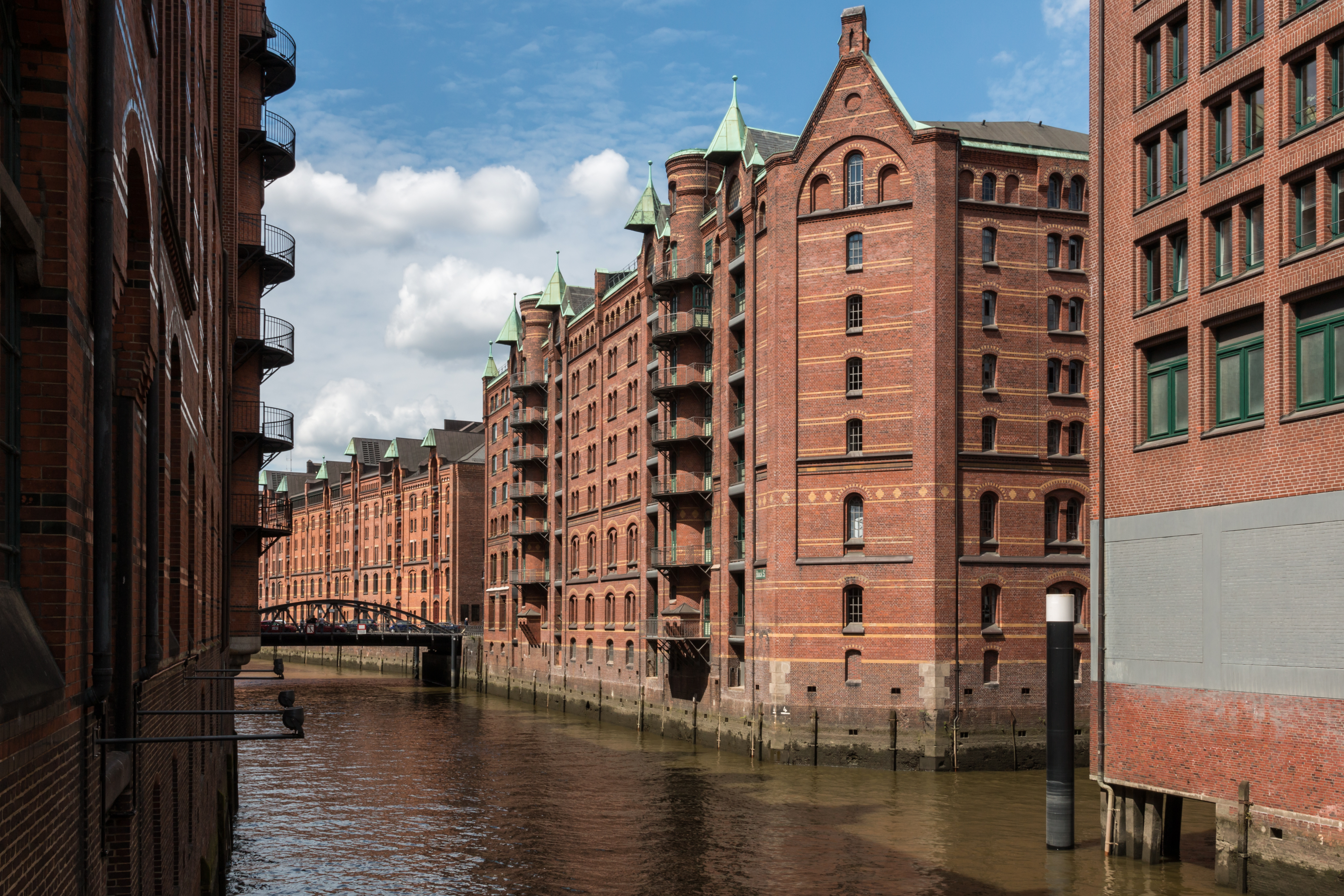 Hamburg, Speicherstadt, Block S -- 2016 -- 2966