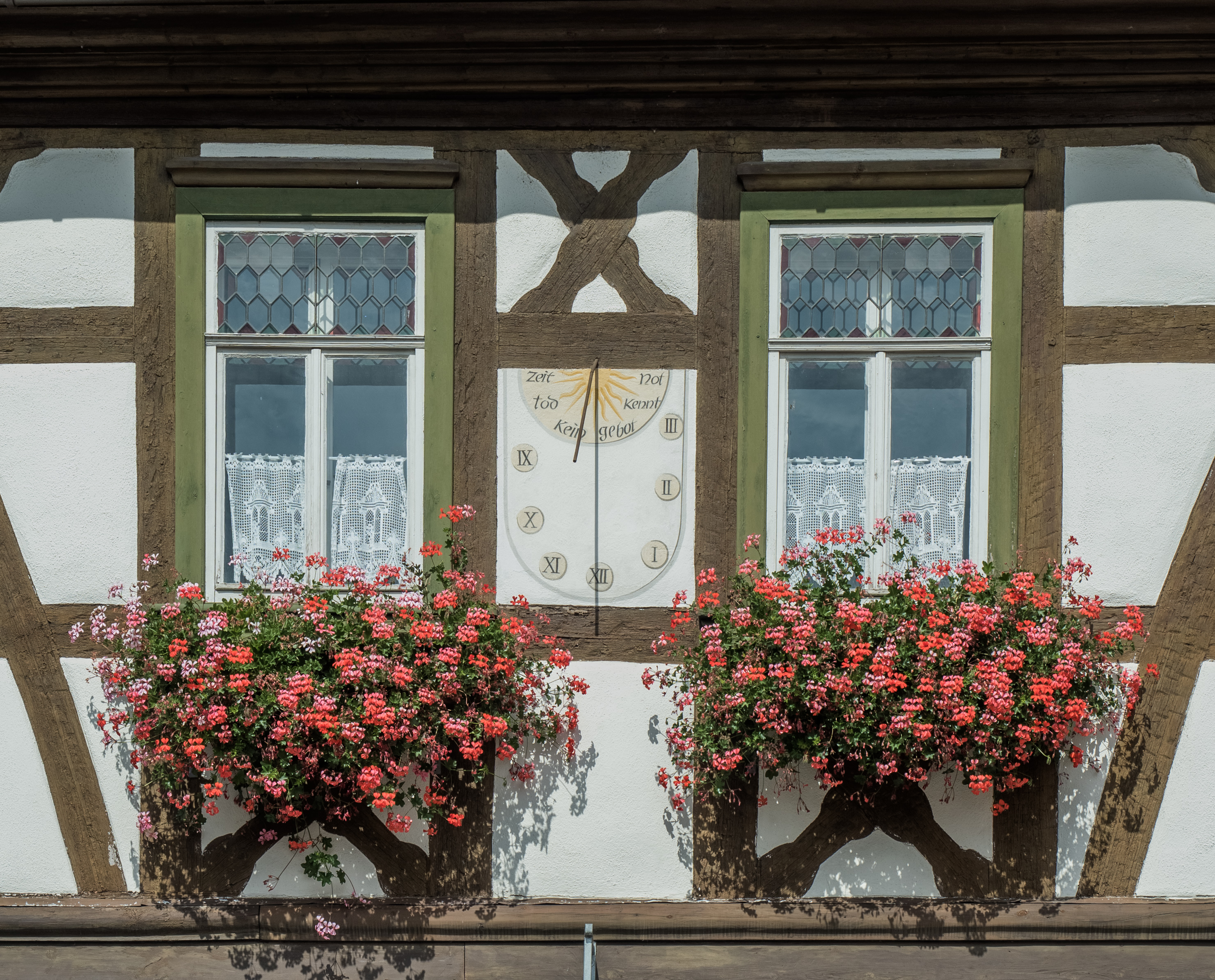 Hofheim-Sundial-8287608