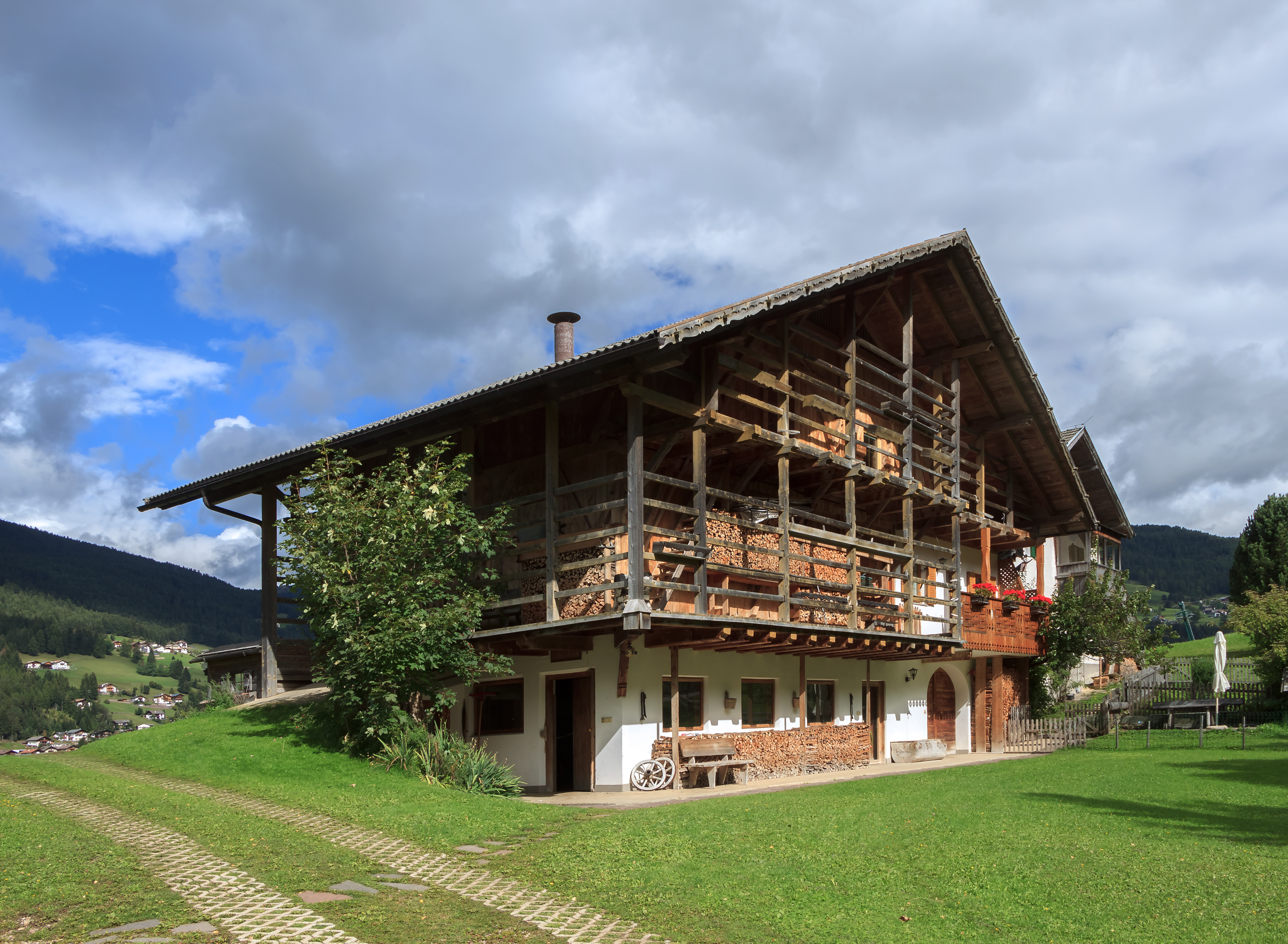House - Urtijëi - 02