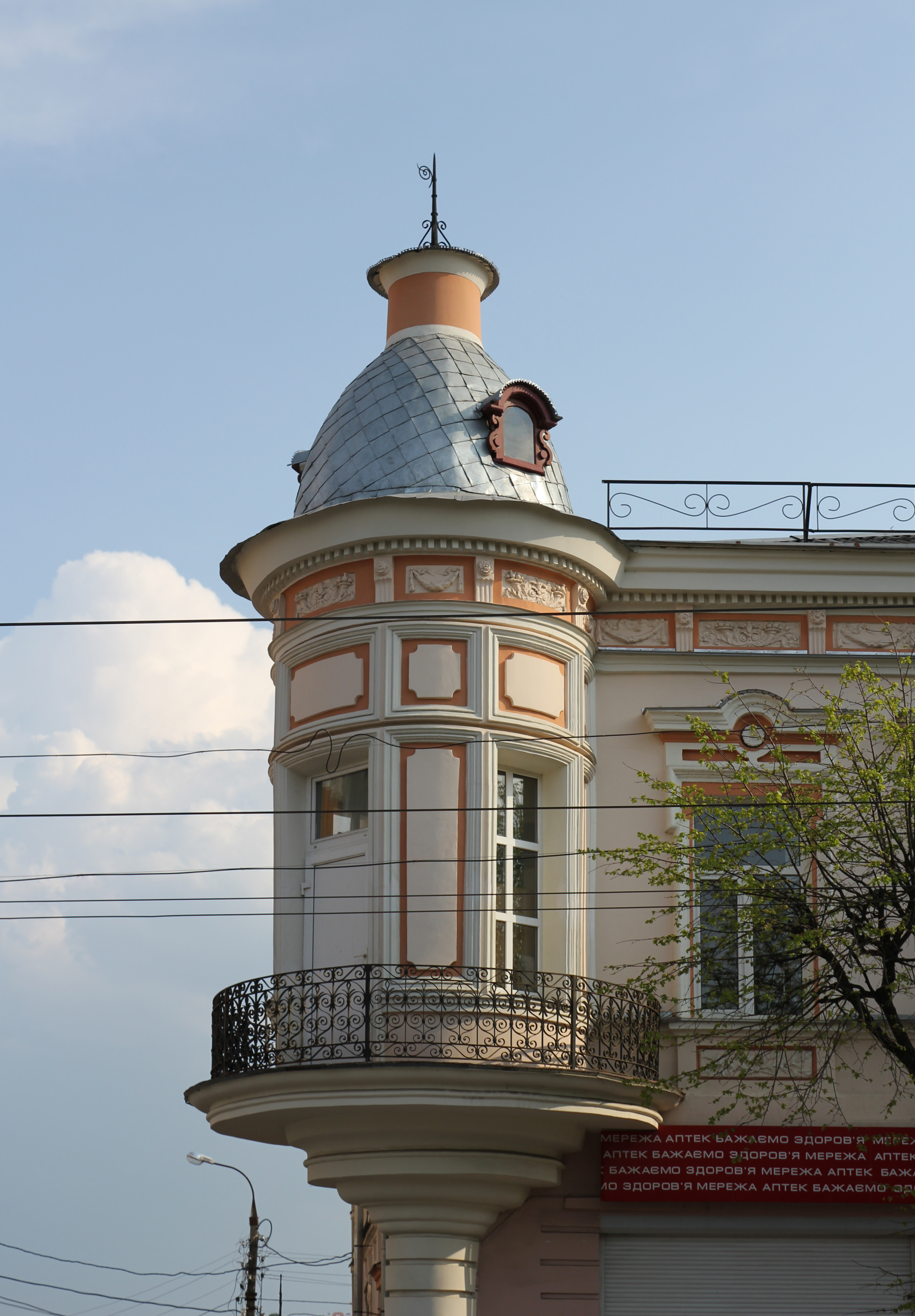 House turret Vinn 2011 G1