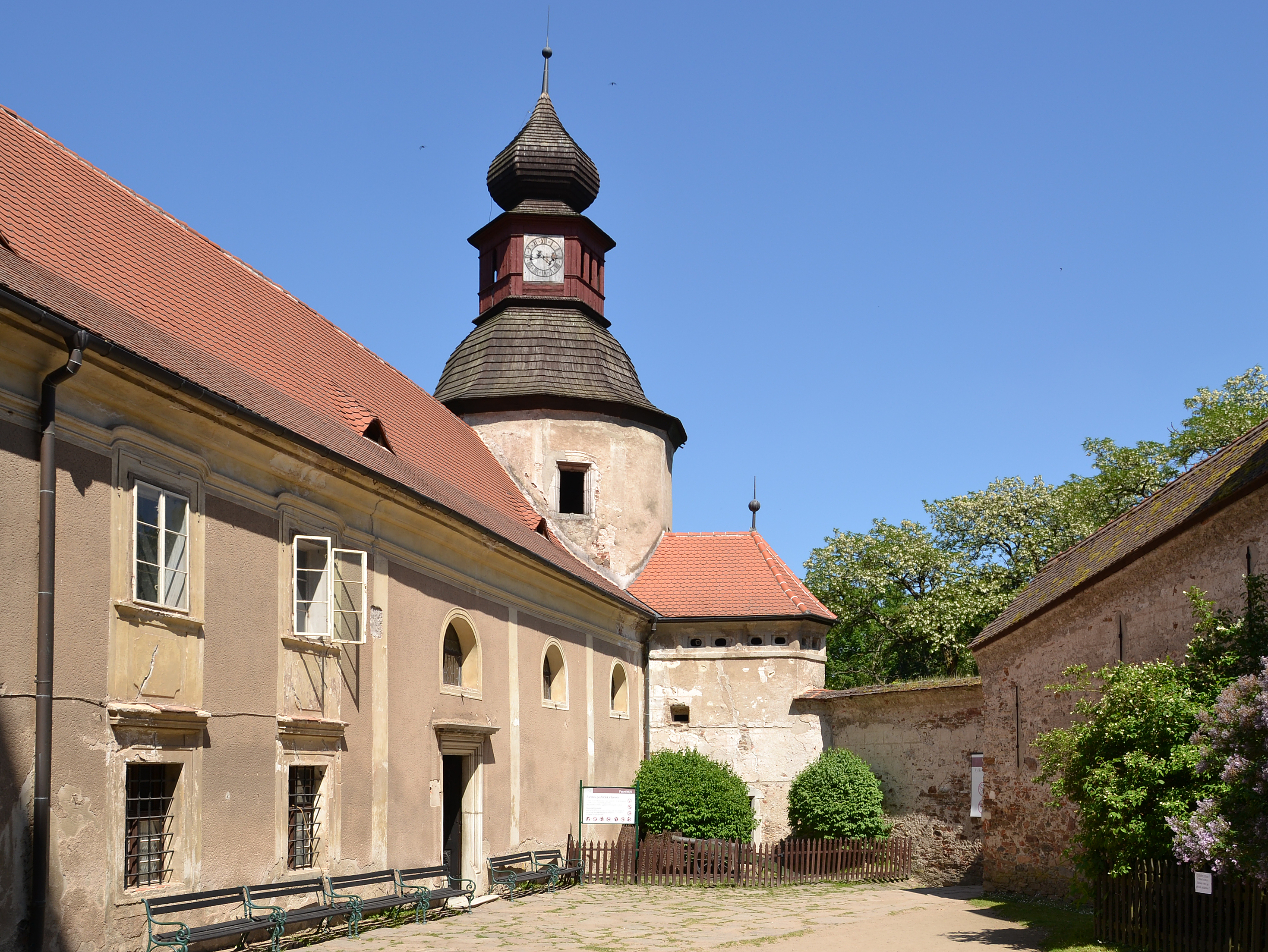 Hrad Pernštejn (Pernstein) - by Pudelek 02