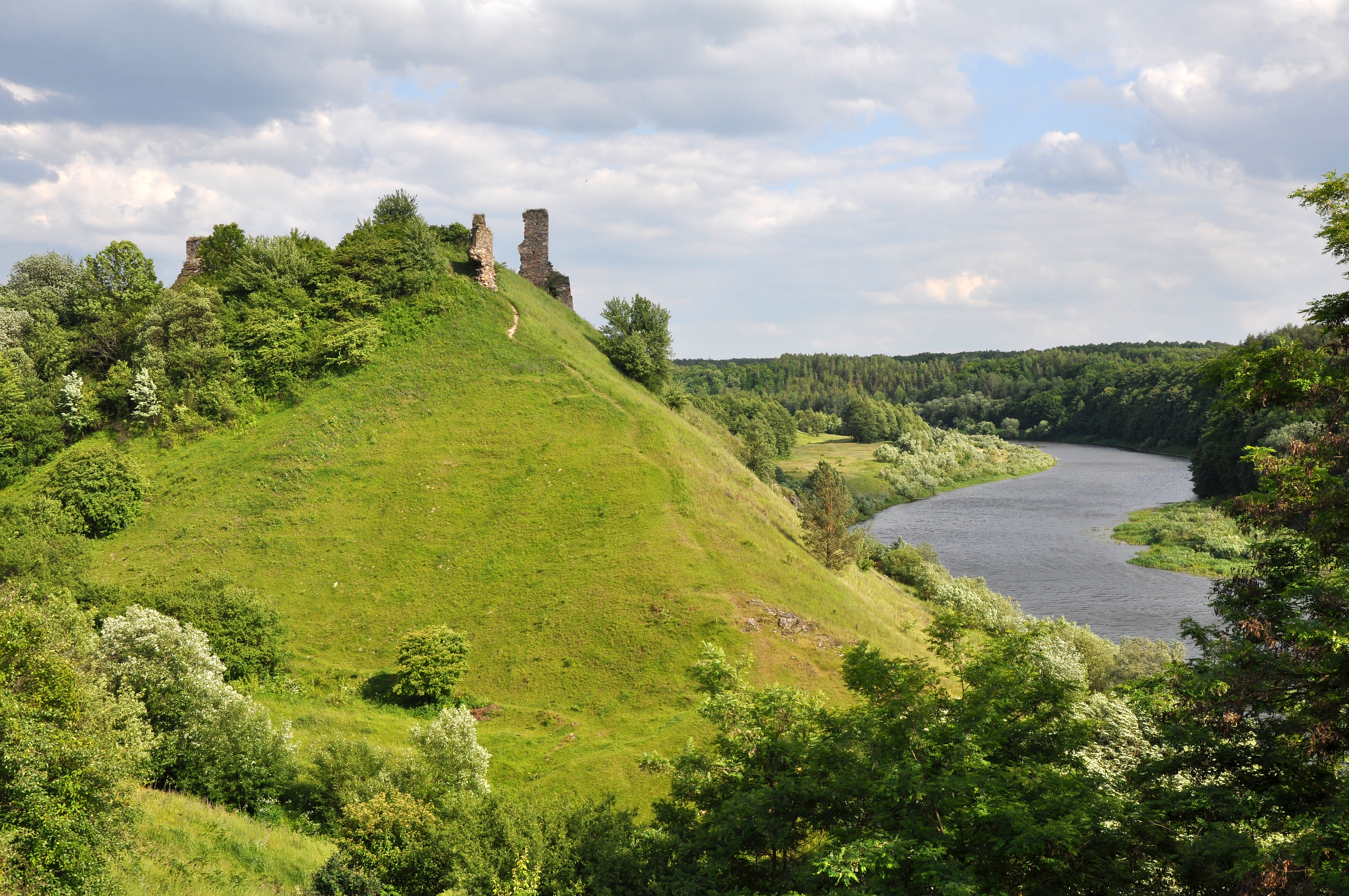 Hubkiv Castle 1 RB