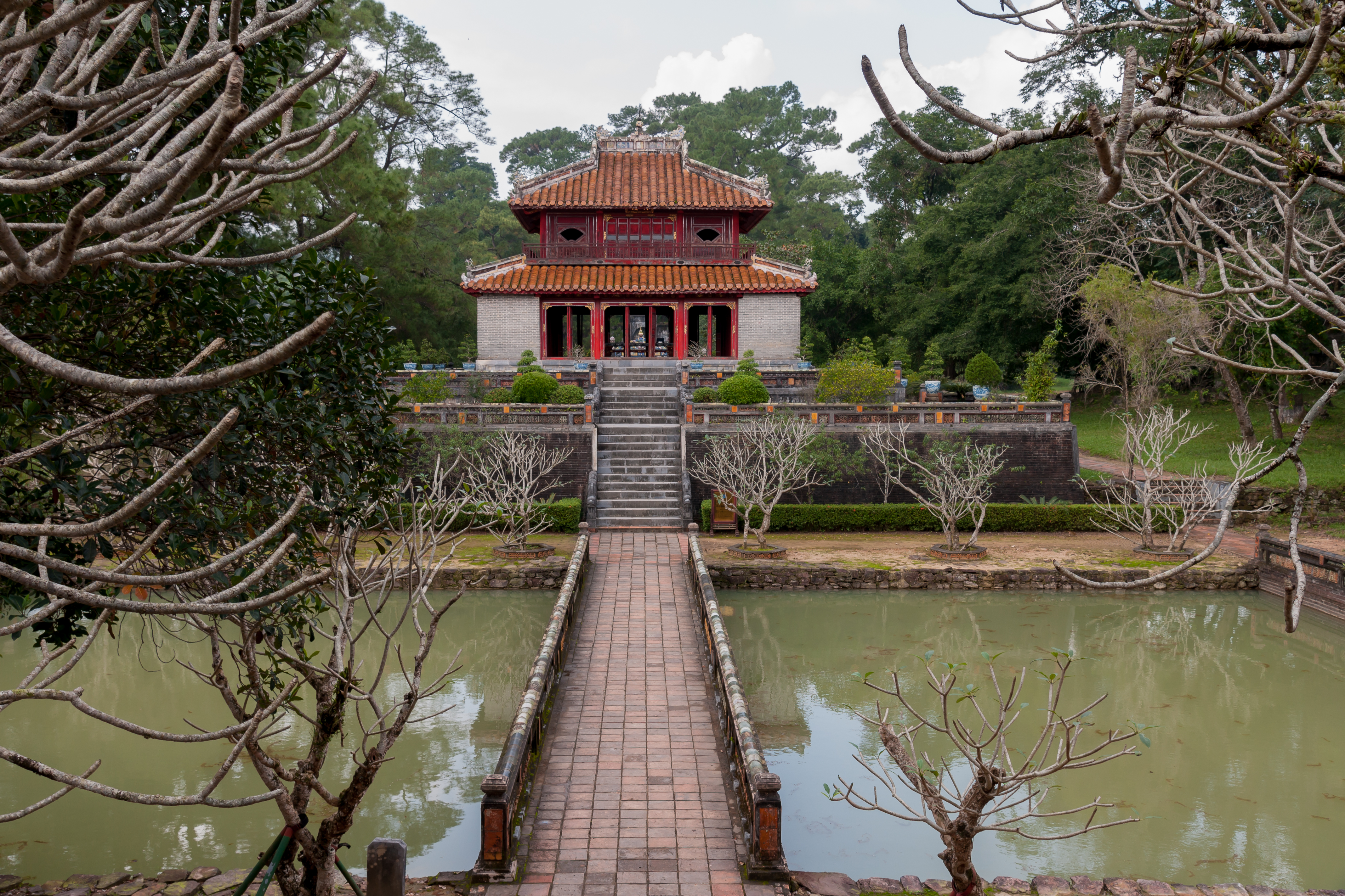 Hue Vietnam Tomb-of-Emperor-Minh-Mang-01