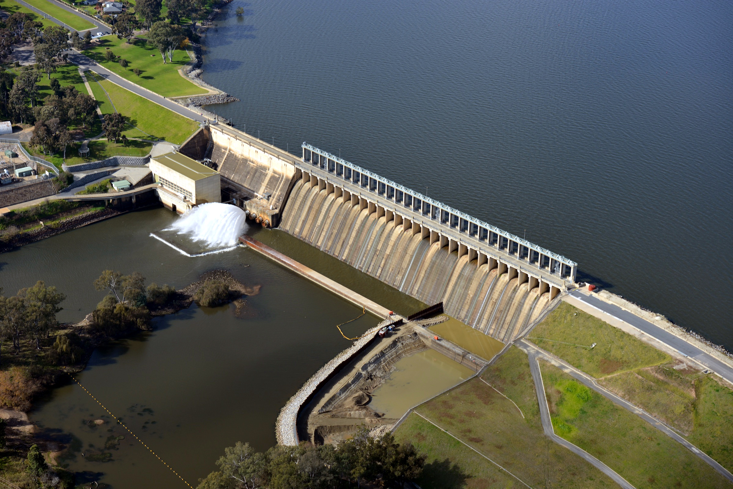 Hume dam