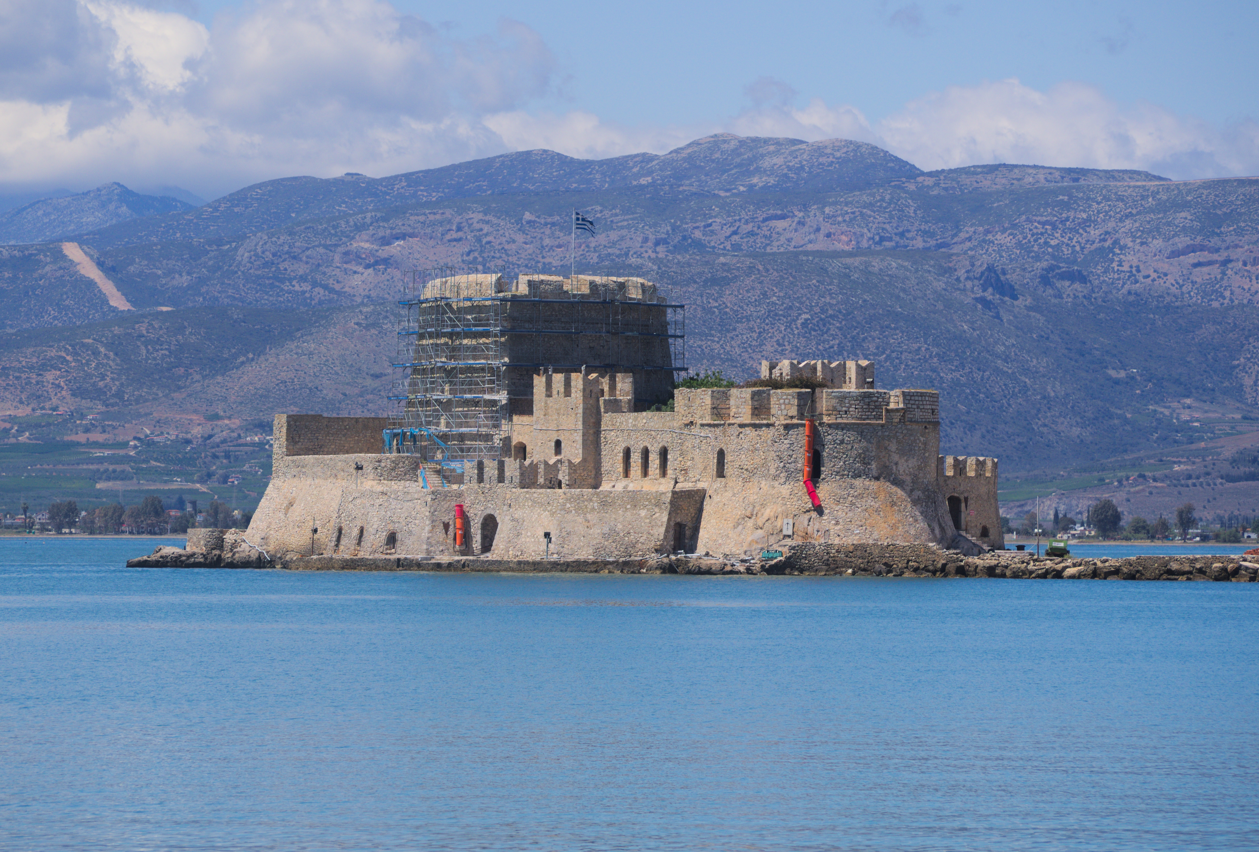 Μπούρτζι 8158