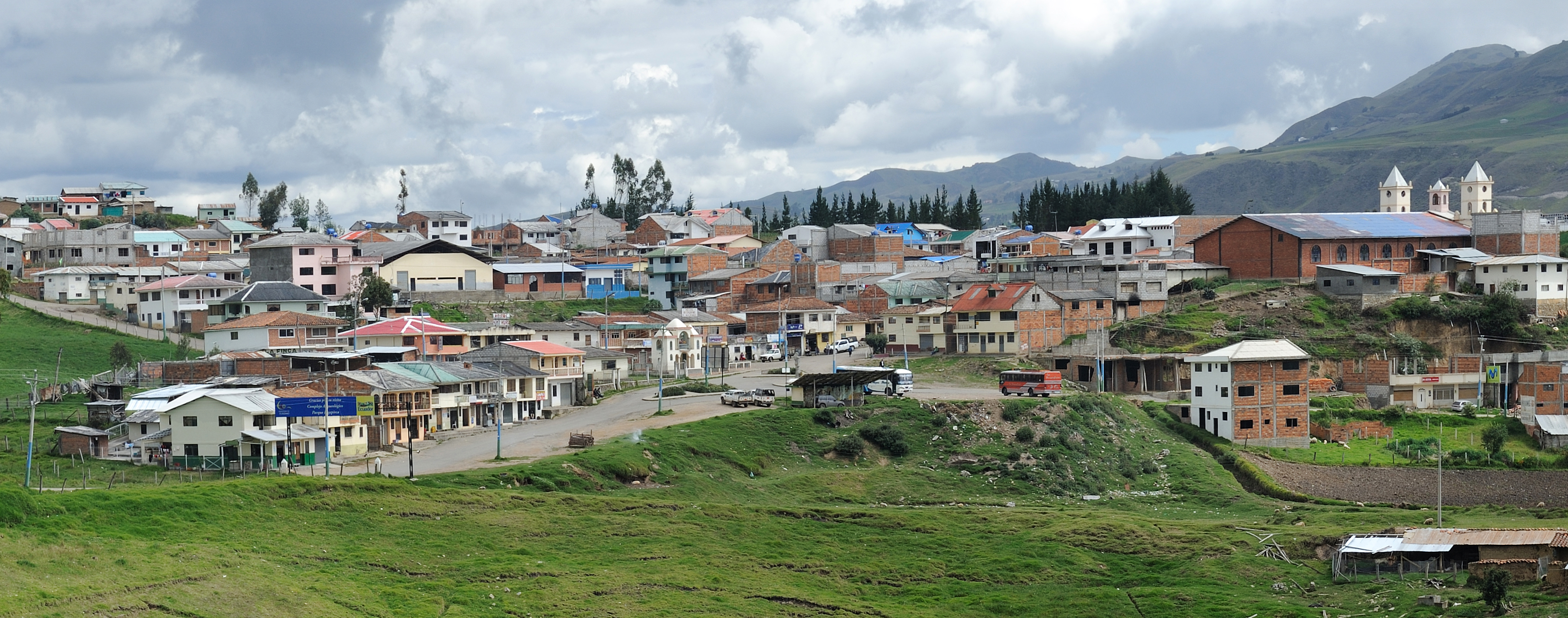 Ingacirpa seen from Inca site 01