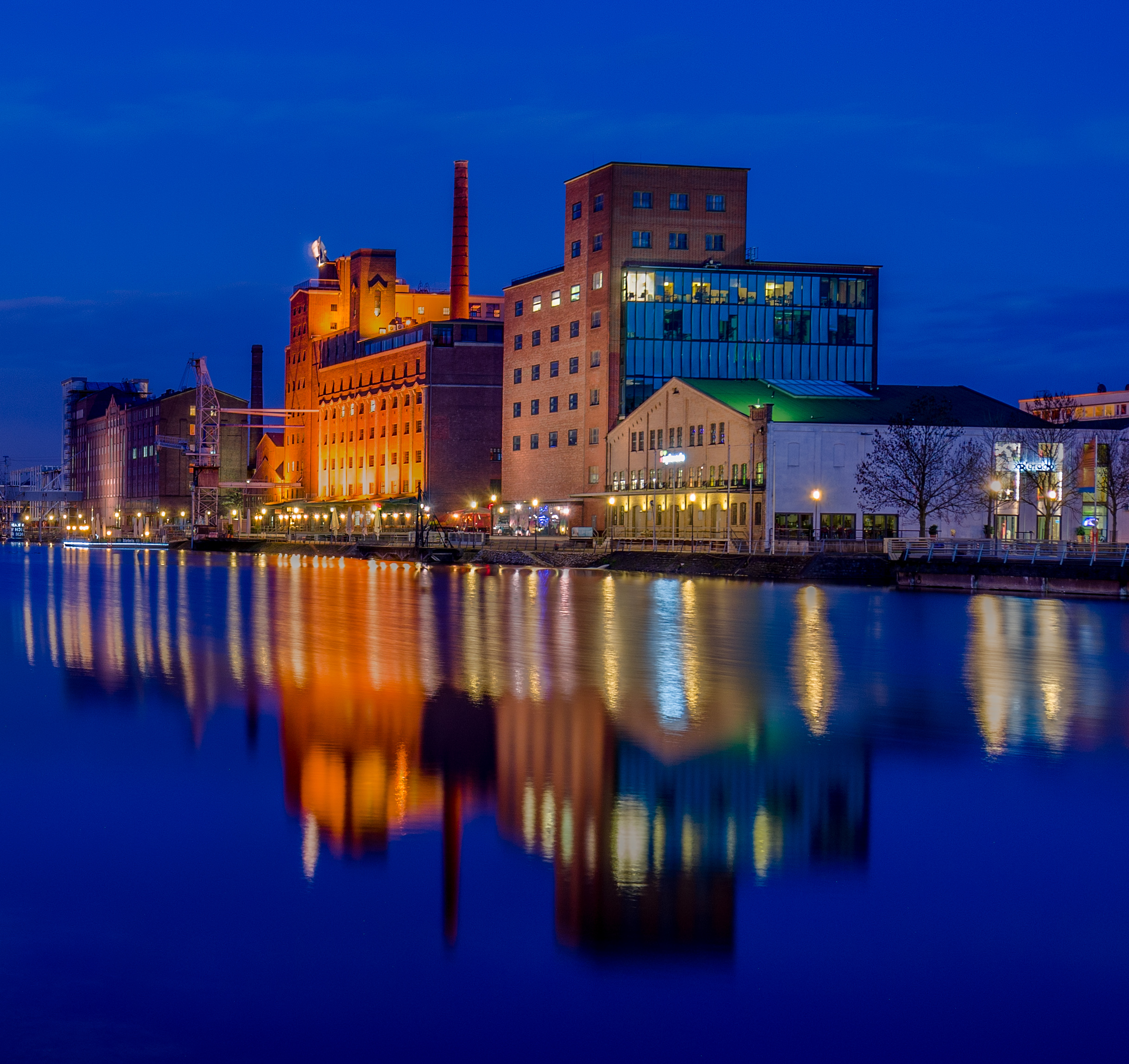Innenhafen Duisburg Werhahmühle Küppersmühle Blaue Stunde 2014