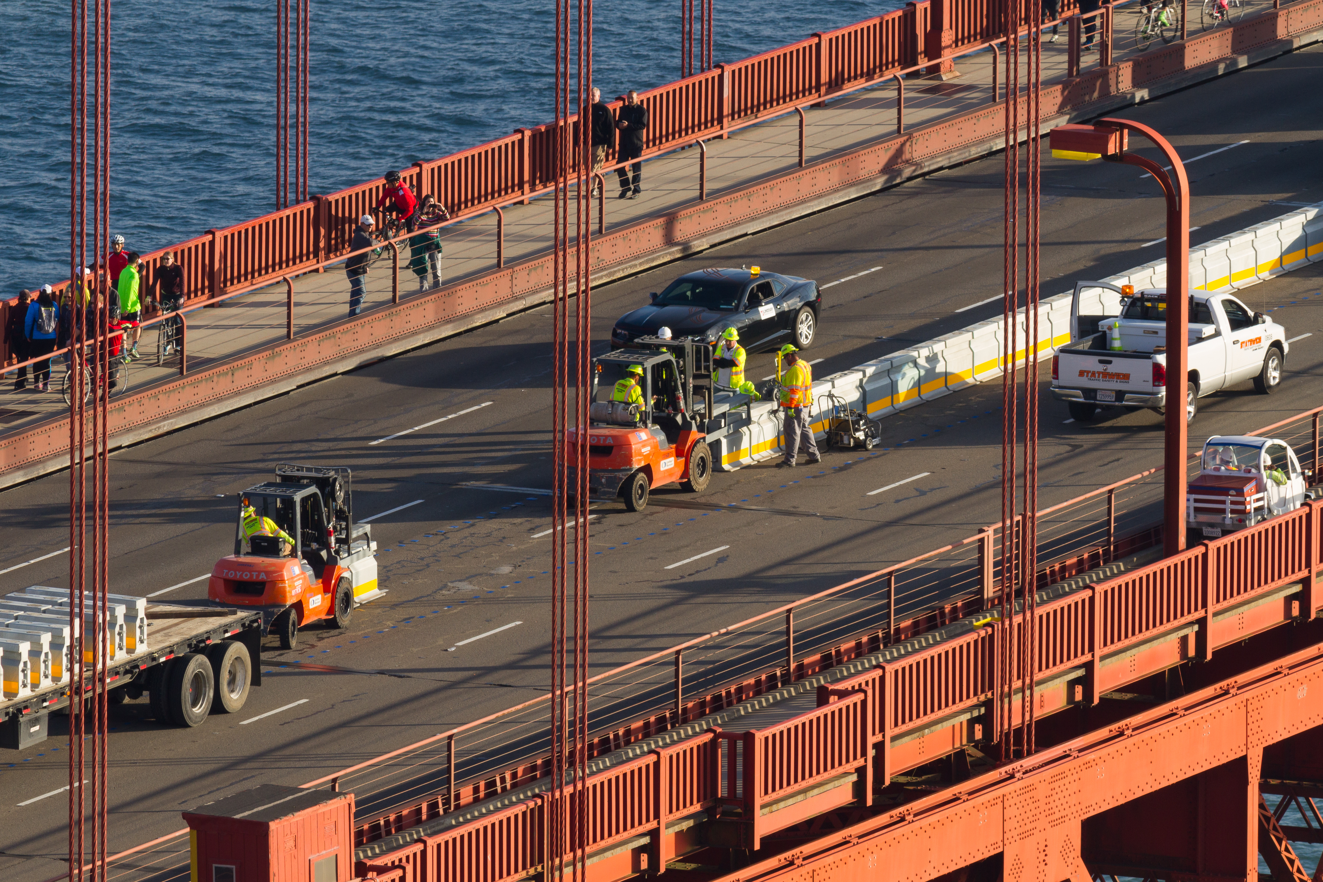 Installation of the Golden Gate Bridge Moveable Median Barrier System on January 10, 2015 -03