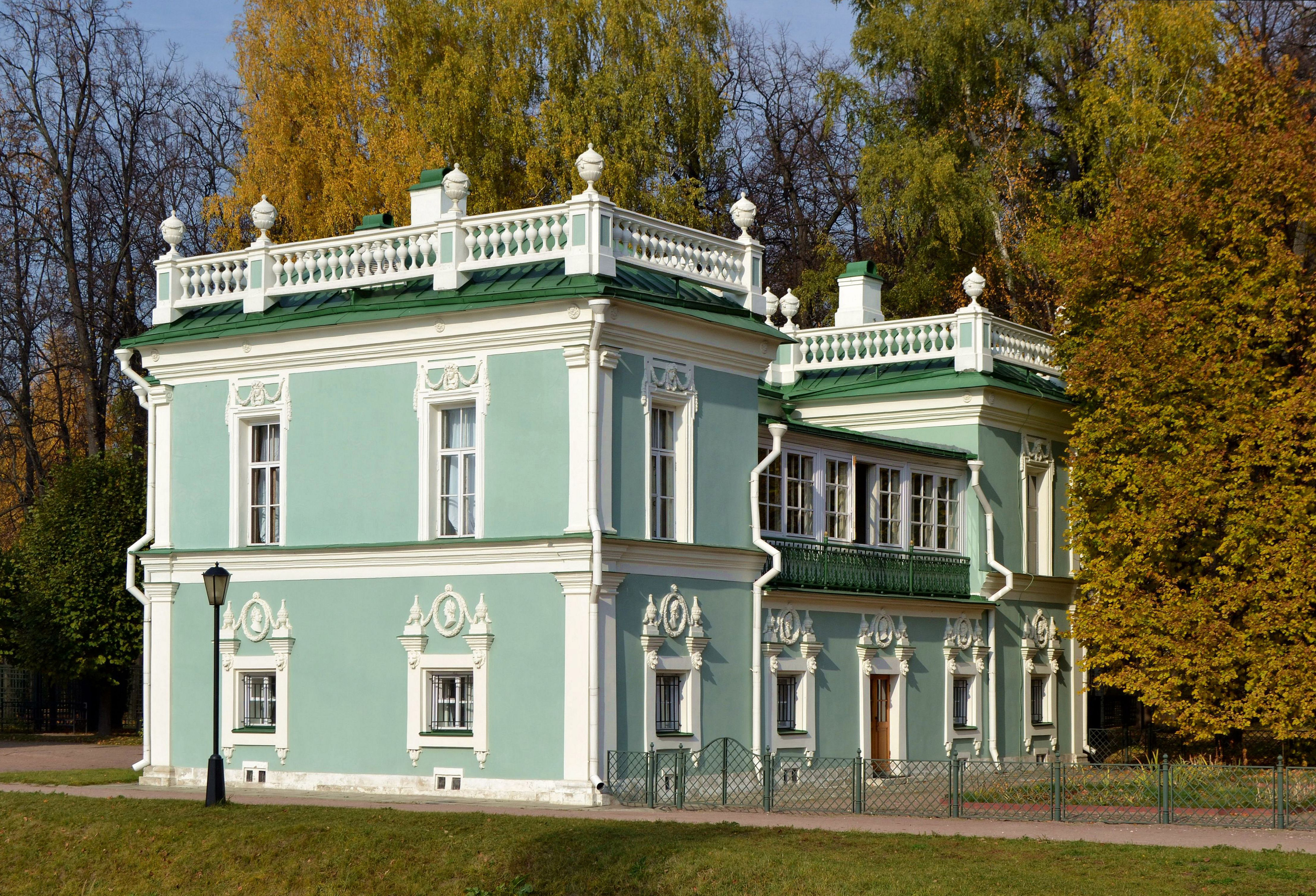 Italian House in Kuskovo 2014 (2)