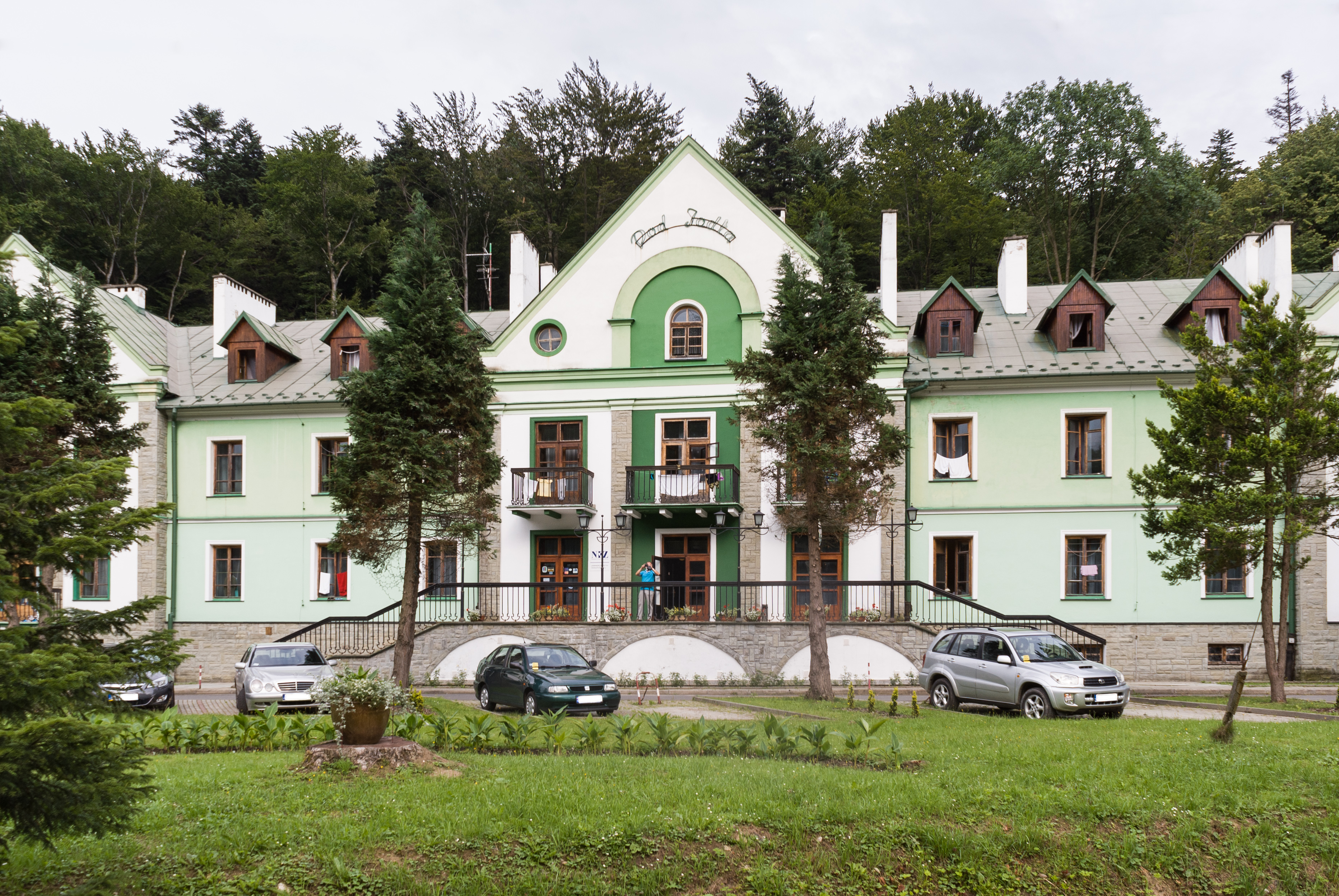 Iwonicz-Zdrój, Pod Jodłą 01