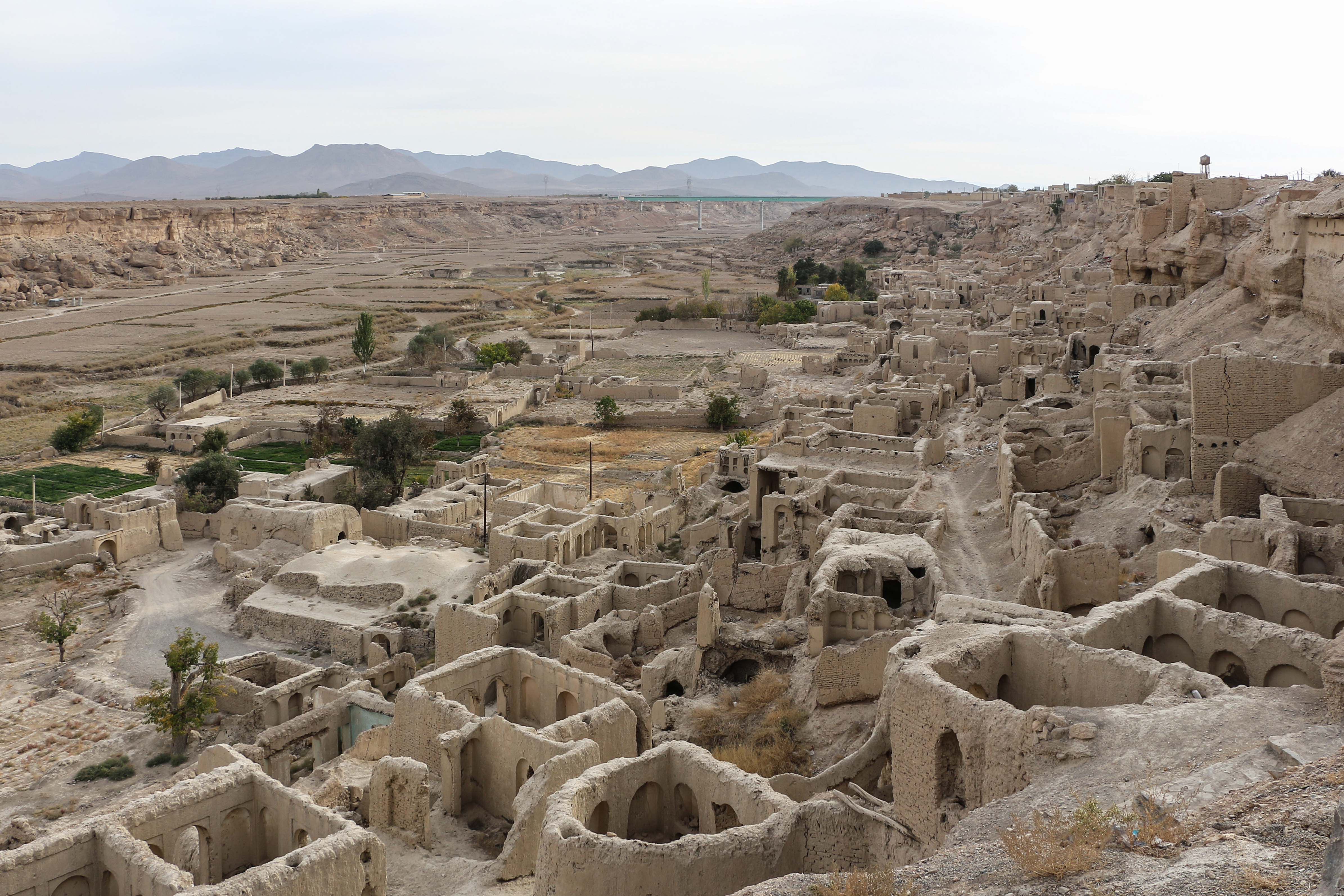 Izadkhvast ruins 02