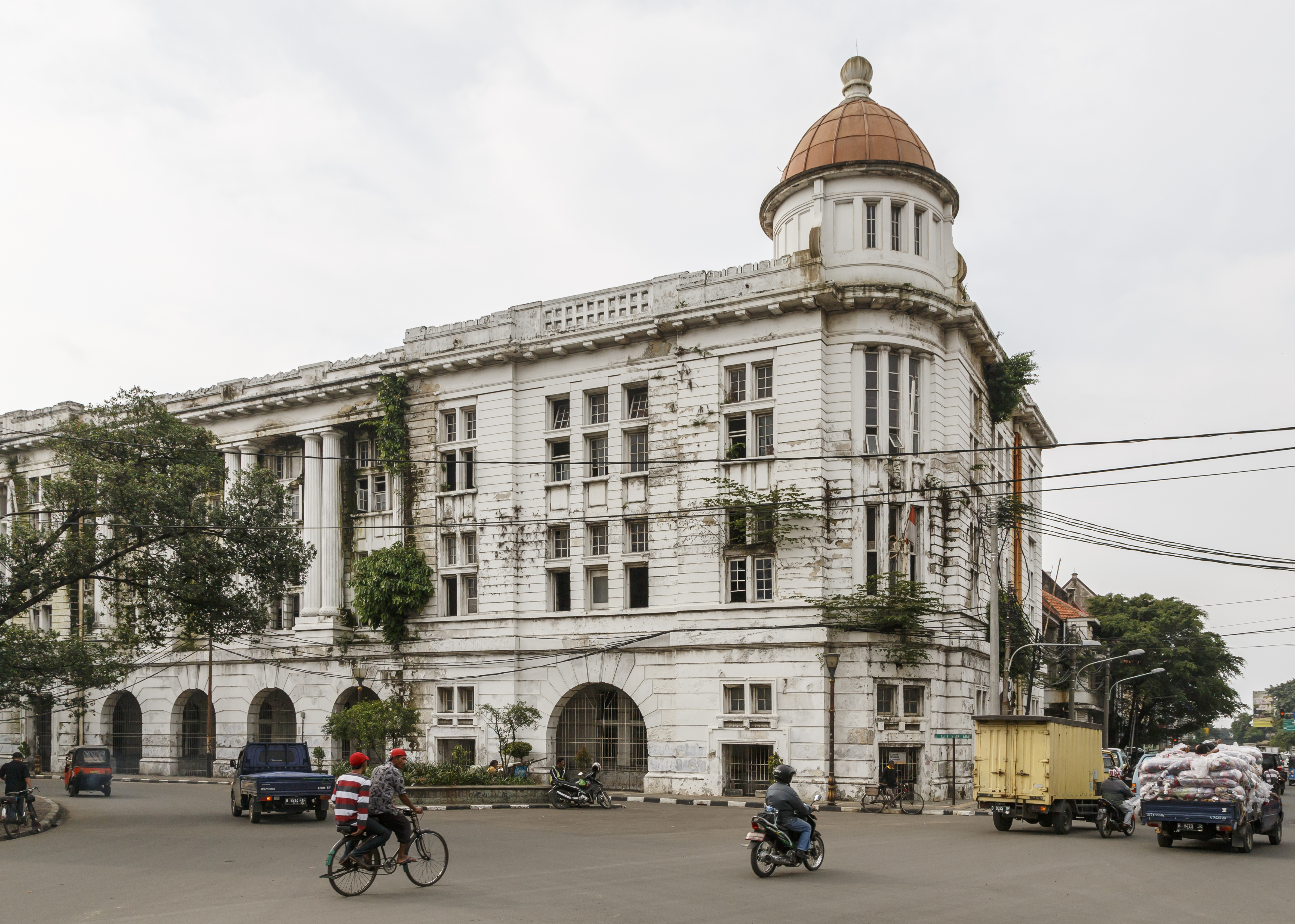 Jakarta Indonesia Colonial-houses-in-Kota-Jakarta-01