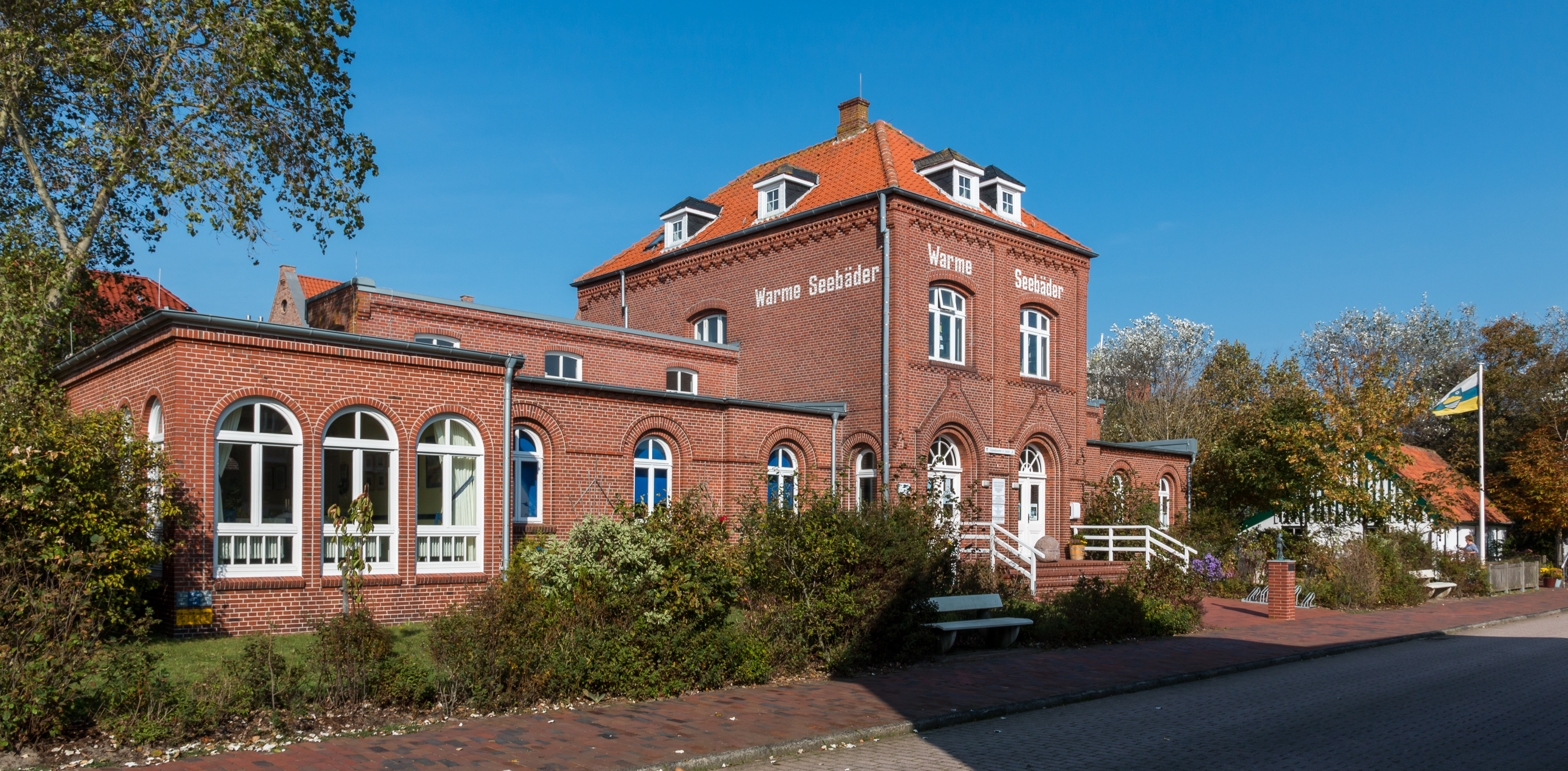 Juist, Altes Warmbad -- 2014 -- 3635