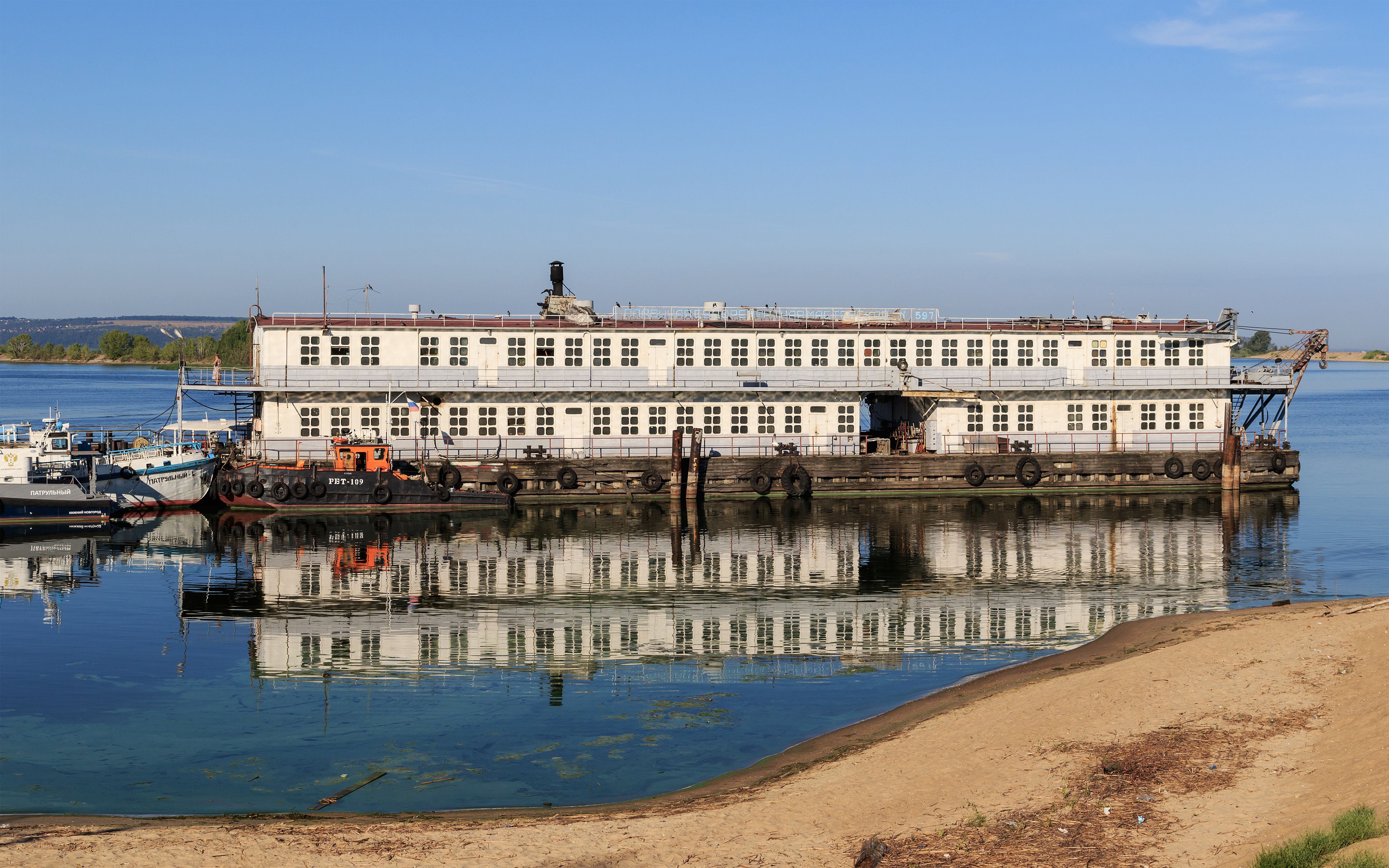 Kazan River port area 08-2016 img2