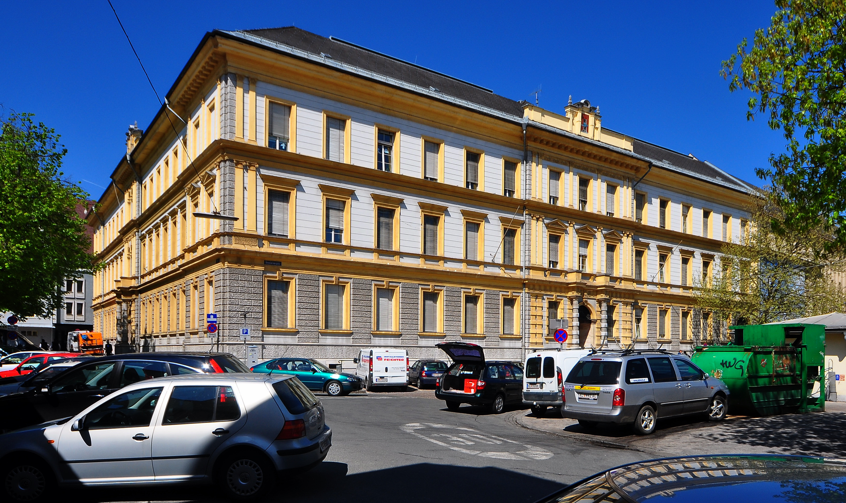 Klagenfurt Benediktinerplatz 1 Benediktiner Schule 22042009 41