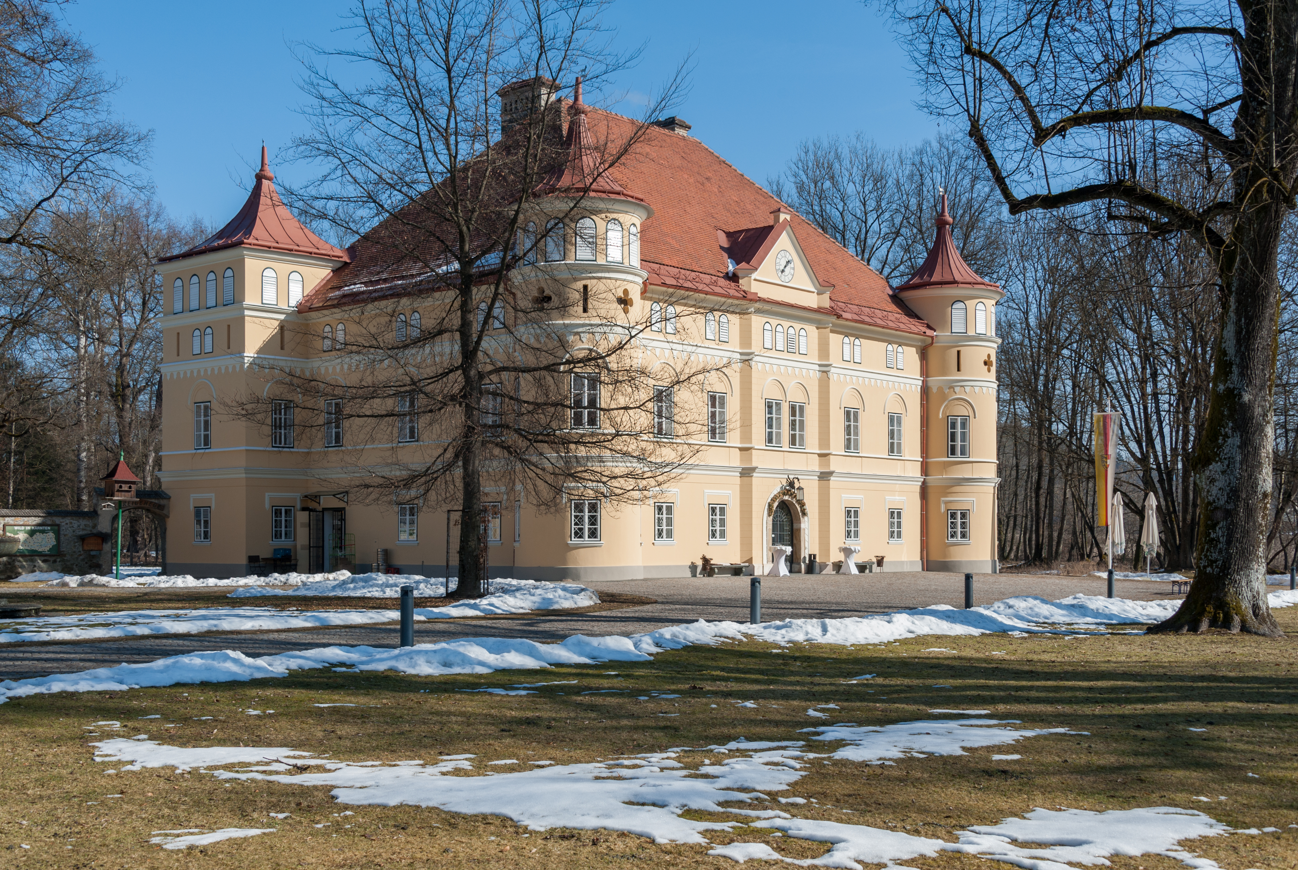 Klagenfurt Schloss Mageregg SW-Ansicht 20022015 7747