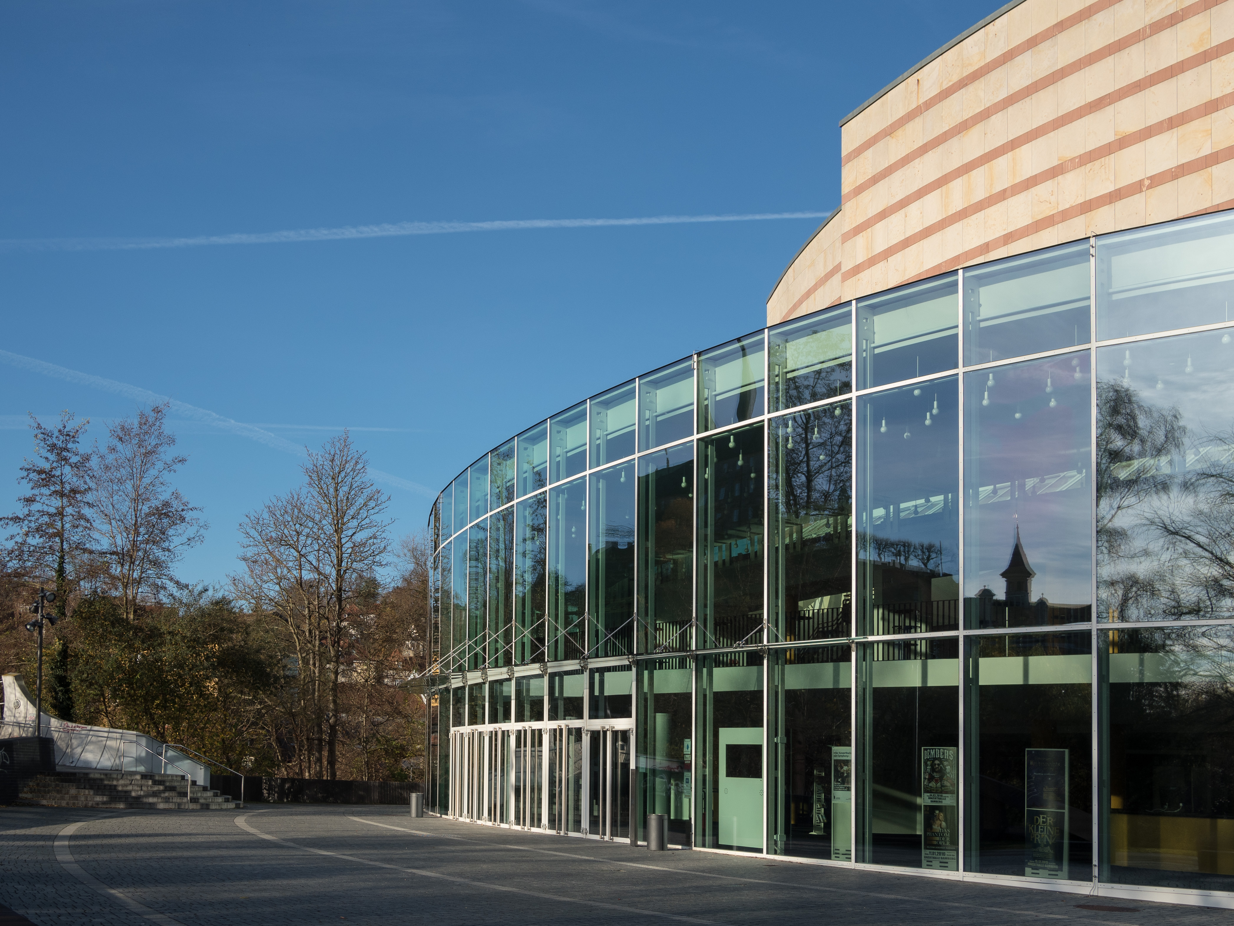 Konzerthalle-166774-PS