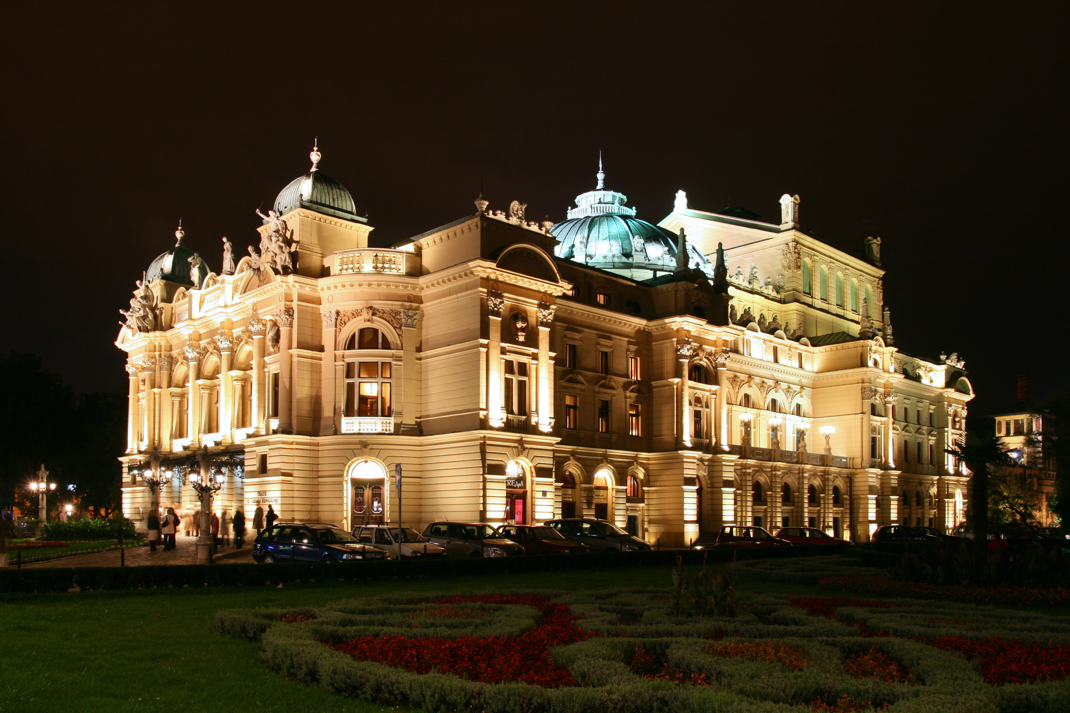 Kraków - Juliusz Słowacki Theatre by night 01