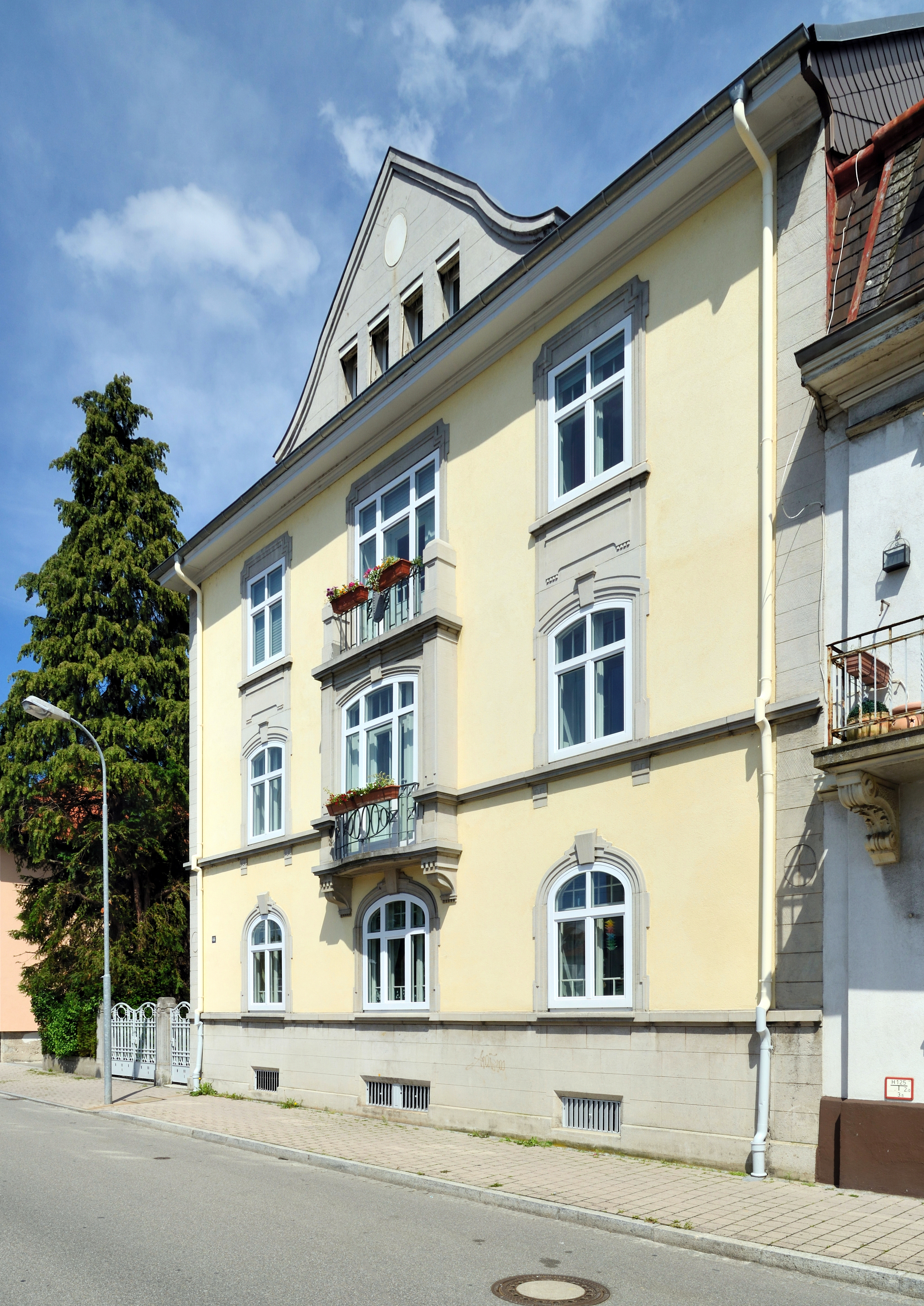 Lörrach-Stetten - Zeppelinstraße44