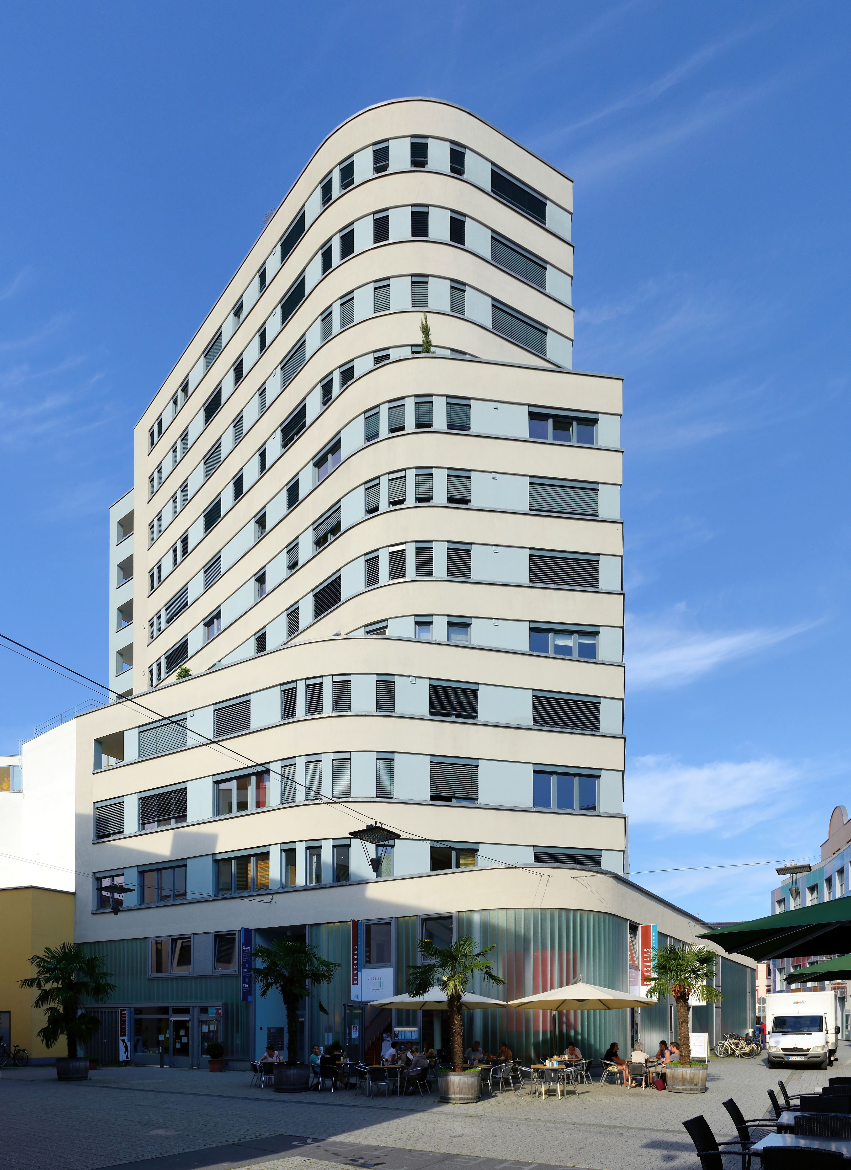 Lörrach - Hochhaus am Chesterplatz