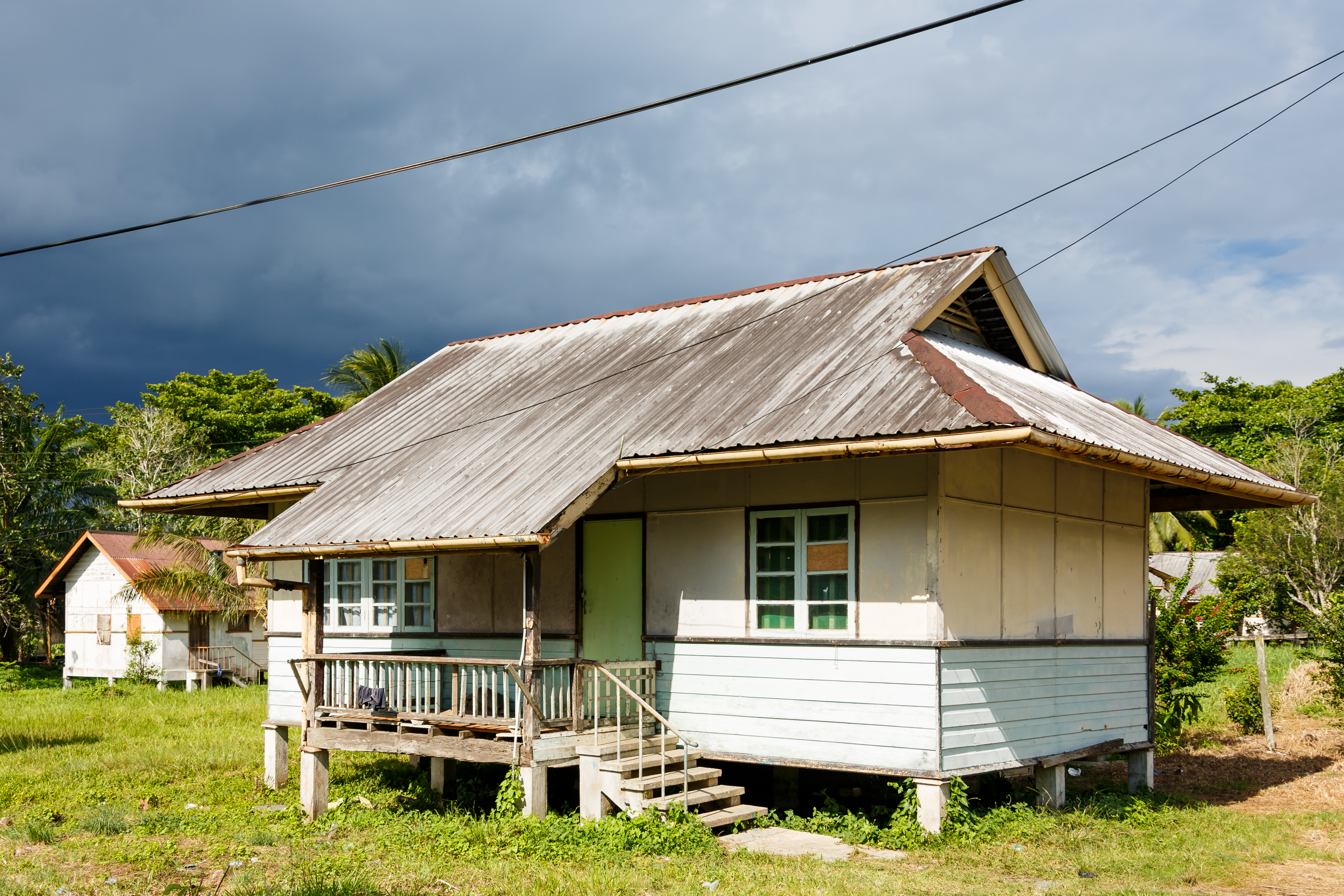 Lahad-Datu Sabah Houses-in-government-quarter-07