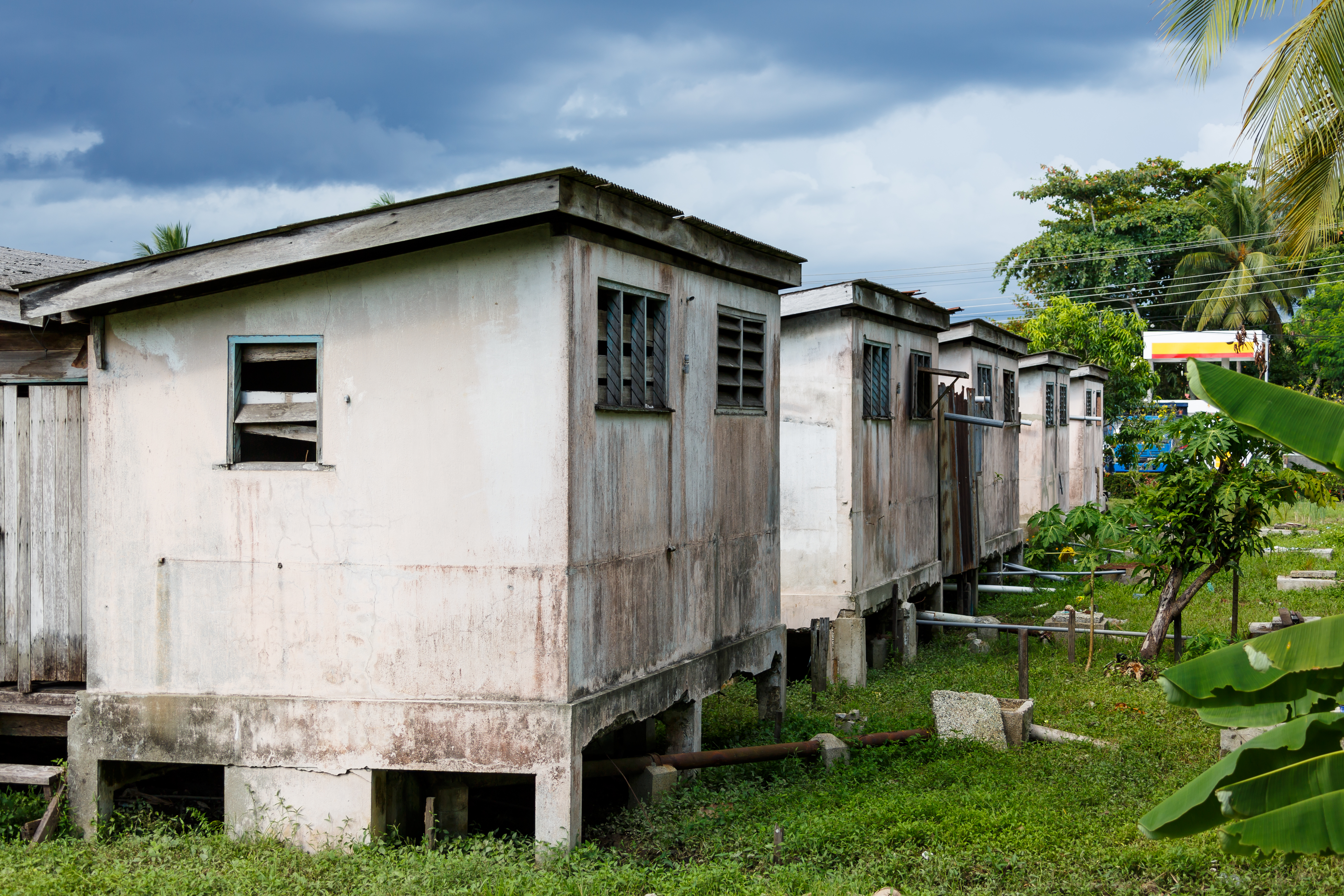 Lahad-Datu Sabah Houses-in-government-quarter-10