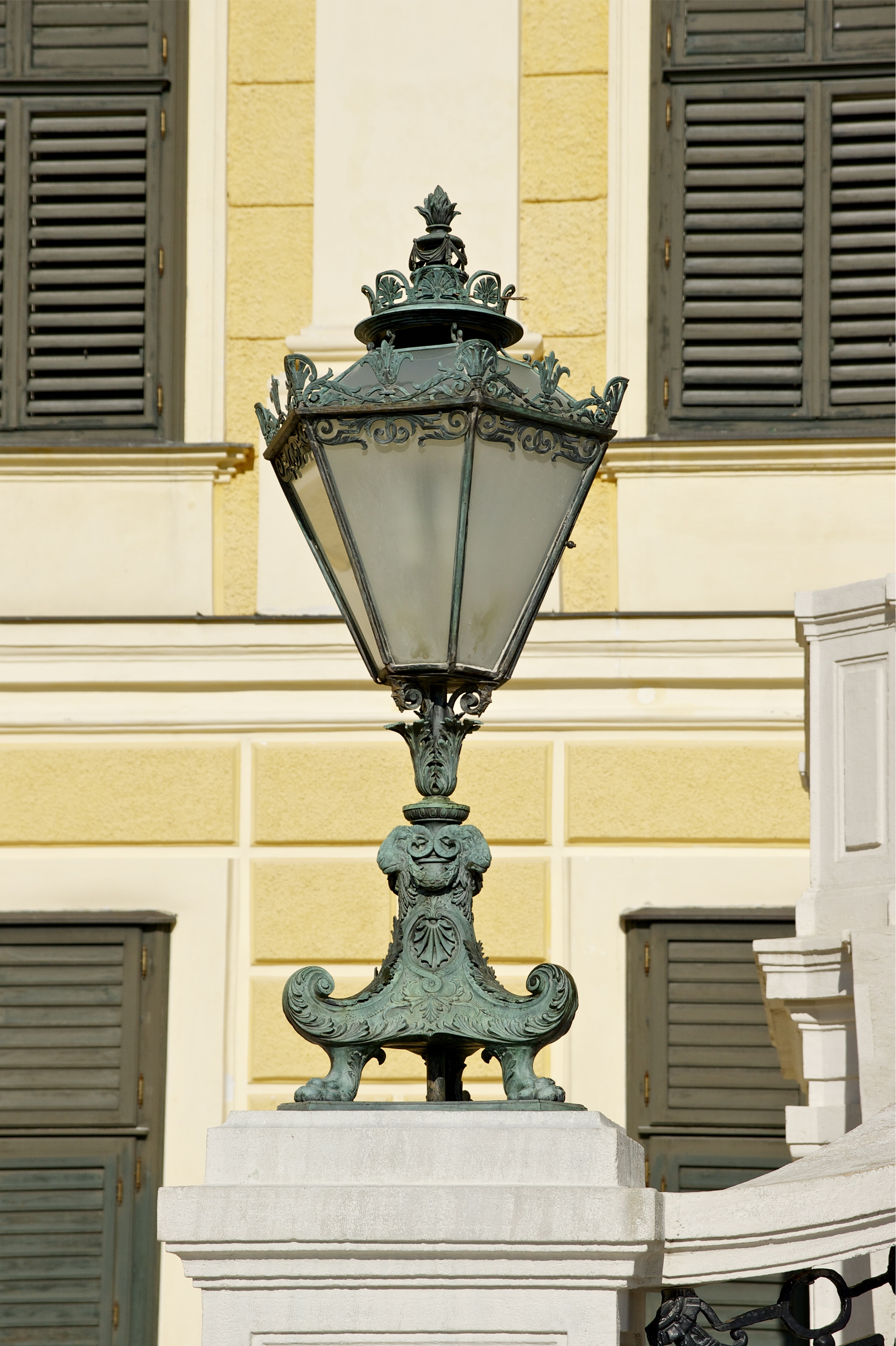 Lamp Schönbrunn