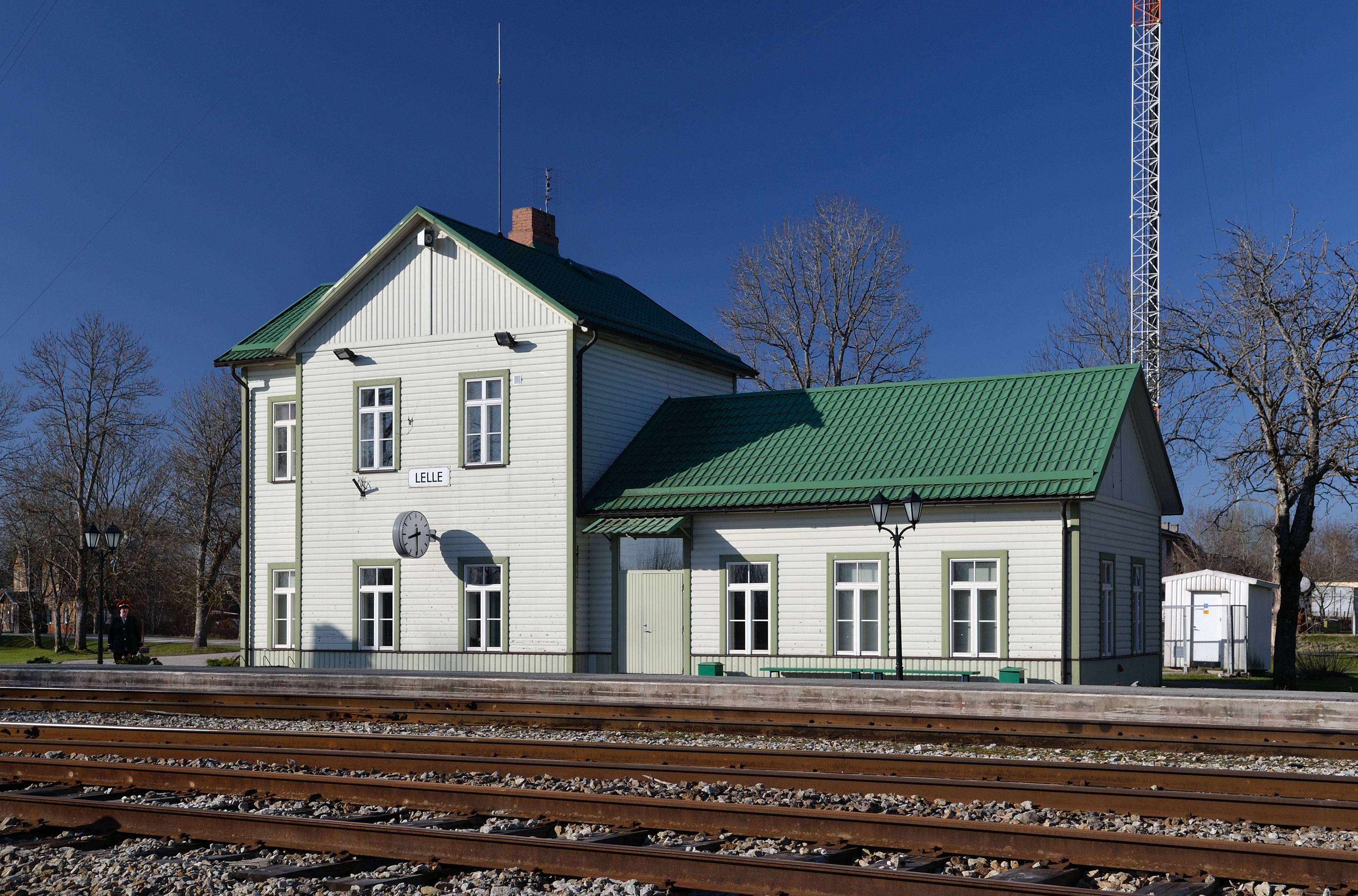 Lelle jaamahoone (04-2012)